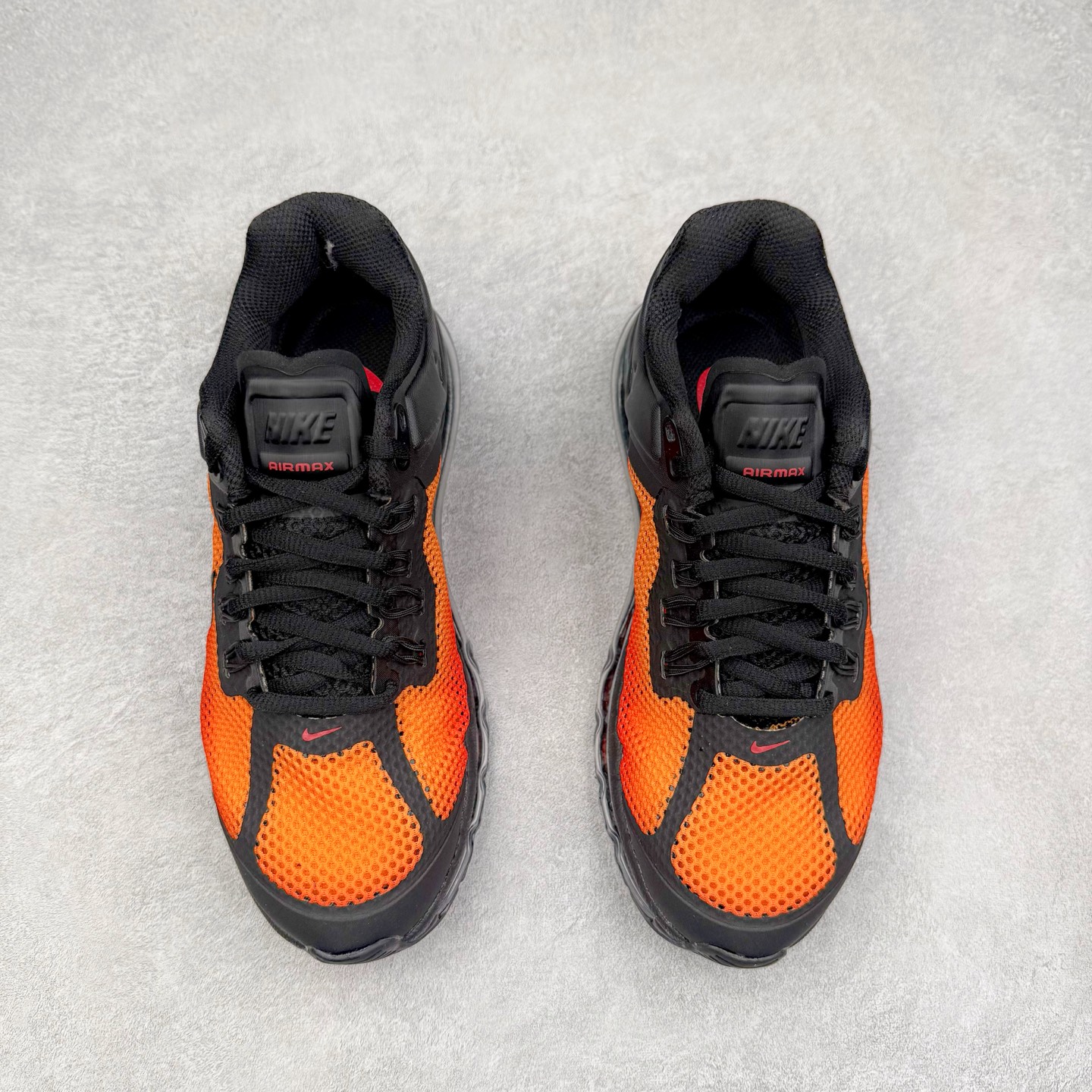 图片[2]-NK Air Max 2013 经典舒适时尚耐磨透气低帮气垫跑步鞋 HF4887-873 携时尚设计闪亮回归 出众有型 采用网眼布细节和运动风无缝覆面 助你保持清爽感受 塑就焕新造型 经典 Flywire 设计搭配经典全掌型 Max Air 缓震配置 缔造出众舒适感和支撑效果实拍调校N版已经零色差零失真 百分百还原实物色彩所见即所得 不存在货不对板色差等低级问题 选购参考实物拍摄 不混卖不参货 只用心做好货严格选品 承诺混一赔十 尺码：36 36.5 37.5 38 38.5 39 40 40.5 41 42 42.5 43 44 44.5 45 46-选品中心