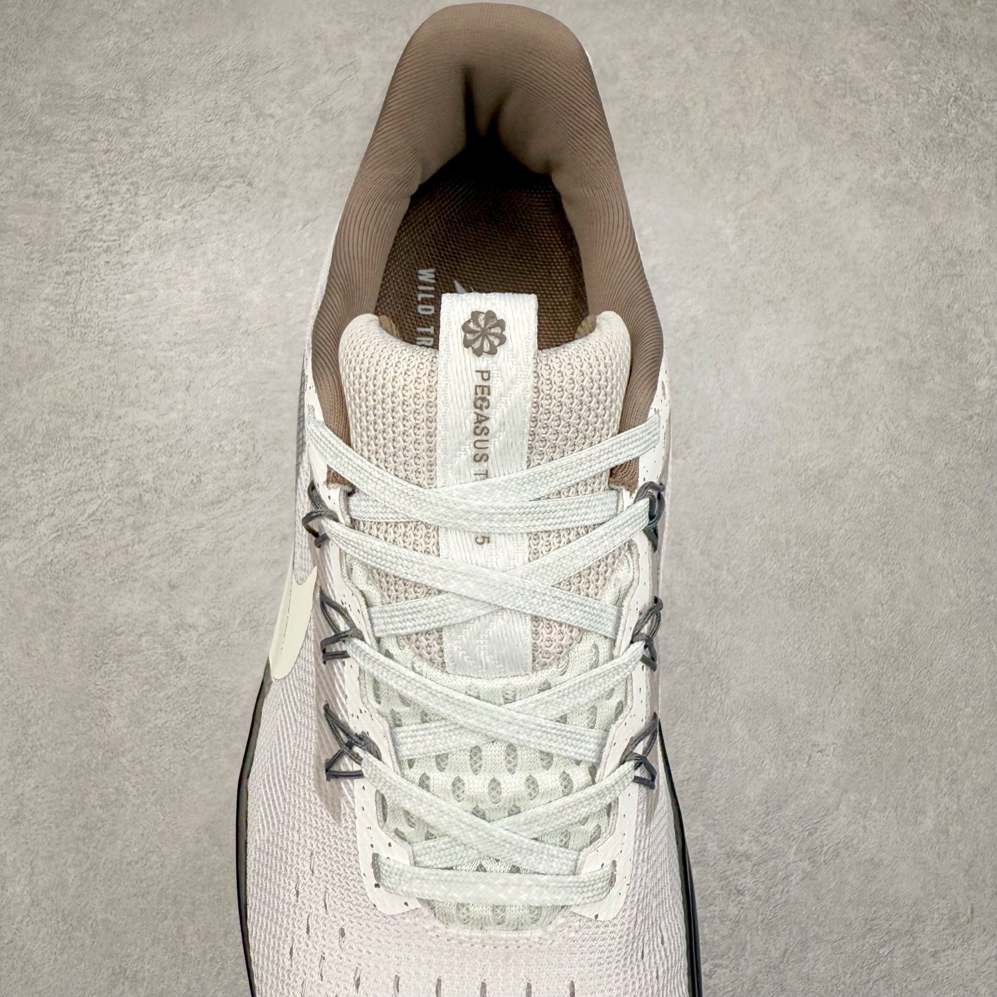 图片[5]-＃福利特价 NK JUNIPER TRAIL ATC Next Nature 越野跑步鞋 登月兼顾迅疾外观和稳固脚感 后跟覆面和中足动态支撑巧妙融合 缔造稳定顺畅的迈步体验 尺码：36 36.5 37.5 38 38.5 39 40 40.5 41 42 42.5 43 44 44.5 45-选品中心