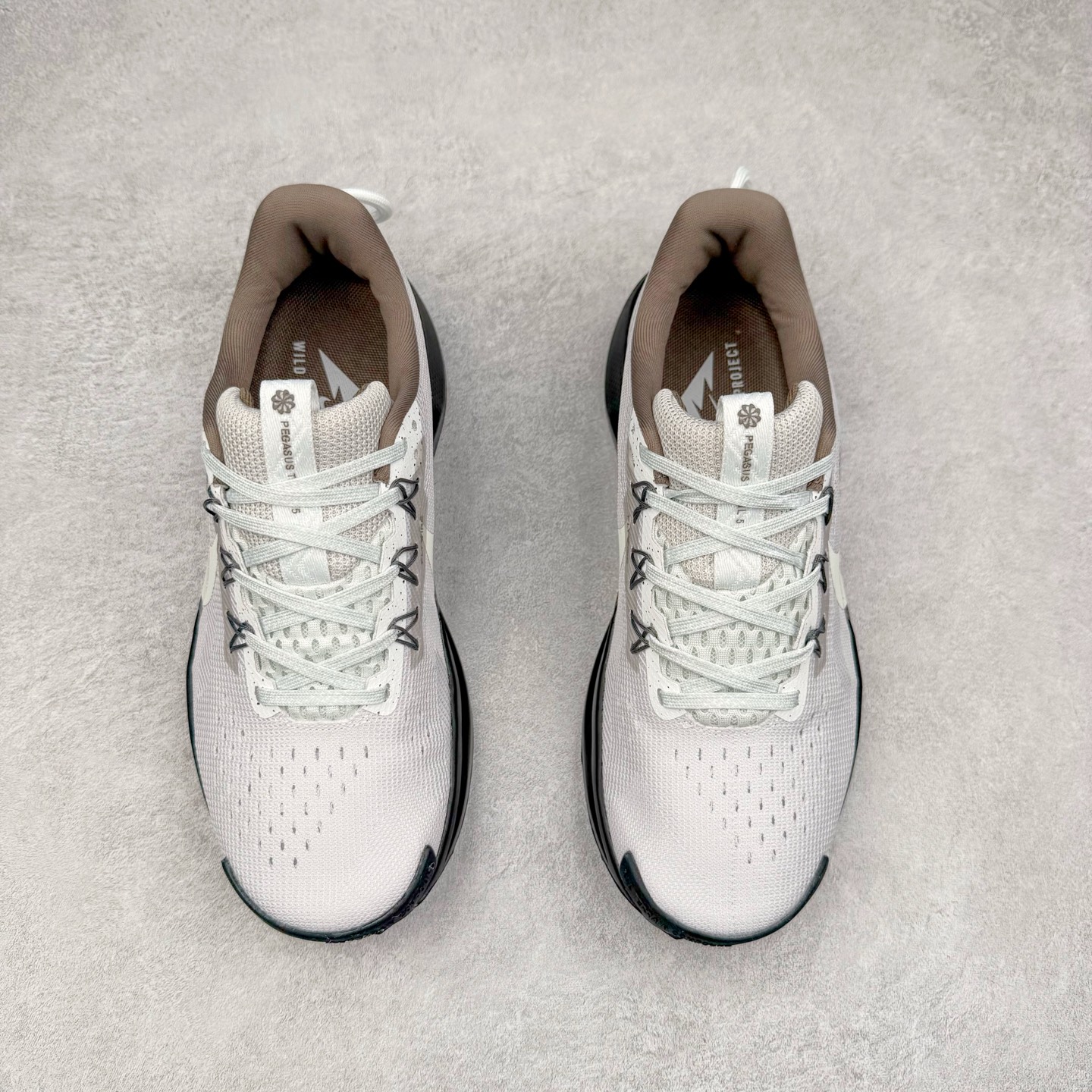 图片[2]-＃福利特价 NK JUNIPER TRAIL ATC Next Nature 越野跑步鞋 登月兼顾迅疾外观和稳固脚感 后跟覆面和中足动态支撑巧妙融合 缔造稳定顺畅的迈步体验 尺码：36 36.5 37.5 38 38.5 39 40 40.5 41 42 42.5 43 44 44.5 45-选品中心