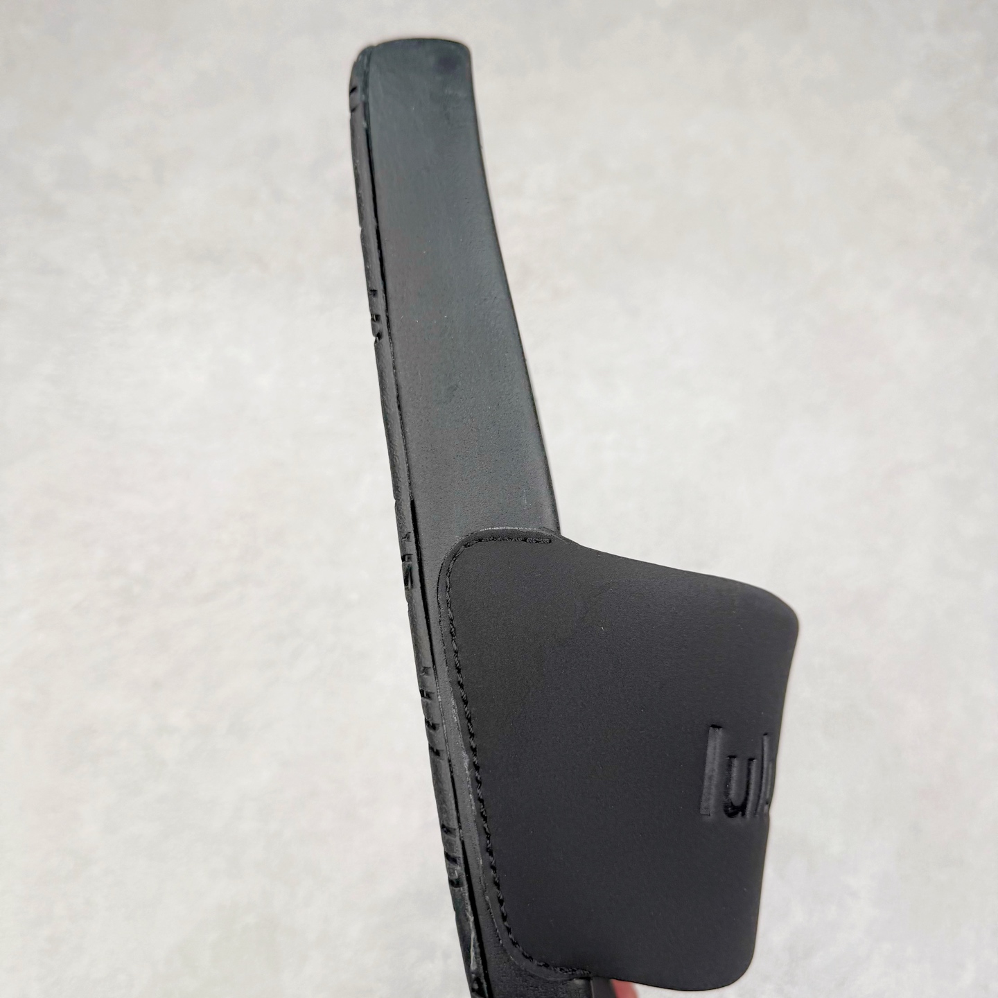 图片[6]-＃GX Lululemon RestfeelTM 露露乐檬休闲运动拖鞋 让运动后的双脚得到更好的休憩 伴你轻松开启精彩行程面料＋特点 为双脚在运动间隙创造休憩时刻 贴合和触感RestfeelTM 拖鞋尺码标准 可满足大多数人的鞋码需求 双密度中底缓冲设计 提供更佳支撑和舒适感受 产品特点一片式鞋面贴合脚背 让双脚体验舒适触感 中底采用柔软型和稳固双密度泡沫层 平衡舒适度和支撑表现 外底橡胶打造足跟至足尖的牵引力 稳定抓地 不易滑动功能＋版型 开启双足休憩时刻：双密度中底缓冲设计 提供更佳支撑和舒适感受 简约不简单：一片式鞋面搭配泡沫衬里 贴合脚感一触倾心 出色 更多一点 外底橡胶打造足跟至足尖的牵引力 稳定抓地 不易滑动！尺码：35.5 36.5 38 39 40.5 42 43 44 45.5 47 48-选品中心