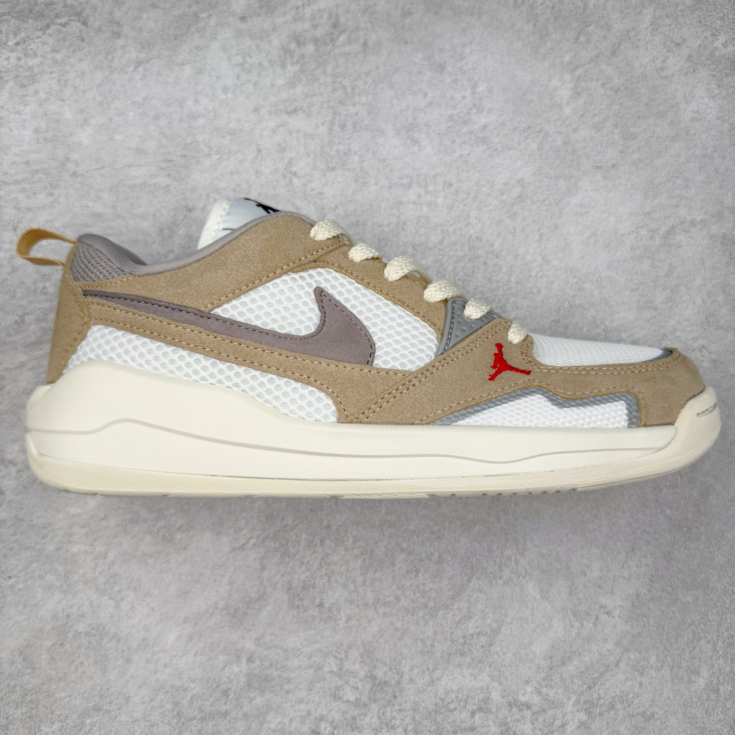 Jordan CMFT Era 时尚舒适 耐磨 低帮 复古篮球鞋 实拍调校N版已经零色差零失真 百分百还原实物色彩所见即所得 不存在货不对板色差等低级问题 选购参考实物拍摄 不混卖不参货 只用心做好货严格选品 承诺混一赔十 尺码:36 36.5 37.5 38 38.5 39 40 40.5 41 42 42.5 43 44 44.5 45 46-选品中心