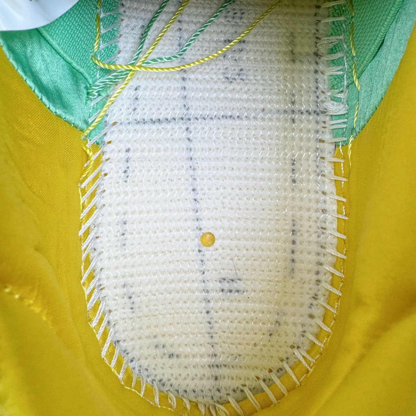 图片[12]-＃S2纯原 NK SB Dunk Low 黑人月 绿色HF3058-300 独家原厂航空铝磨具打磨大底 鞋头坡度极致还原 原盒原配 圈内天花板工艺 原厂冲刀 超高清洁度 全鞋零毛边皮料切割 全套原楦原模倾力打造完美版型 采用原厂百宏鞋带以及原厂百宏织唛舌标 内标可供原厂几率过验 原厂中底布黄色点胶 原厂中底布拉帮走线遵循公司‼️尺码：36 36.5 37.5 38 38.5 39 40 40.5 41 42 42.5 43 44 44.5 45 46 47.5-选品中心