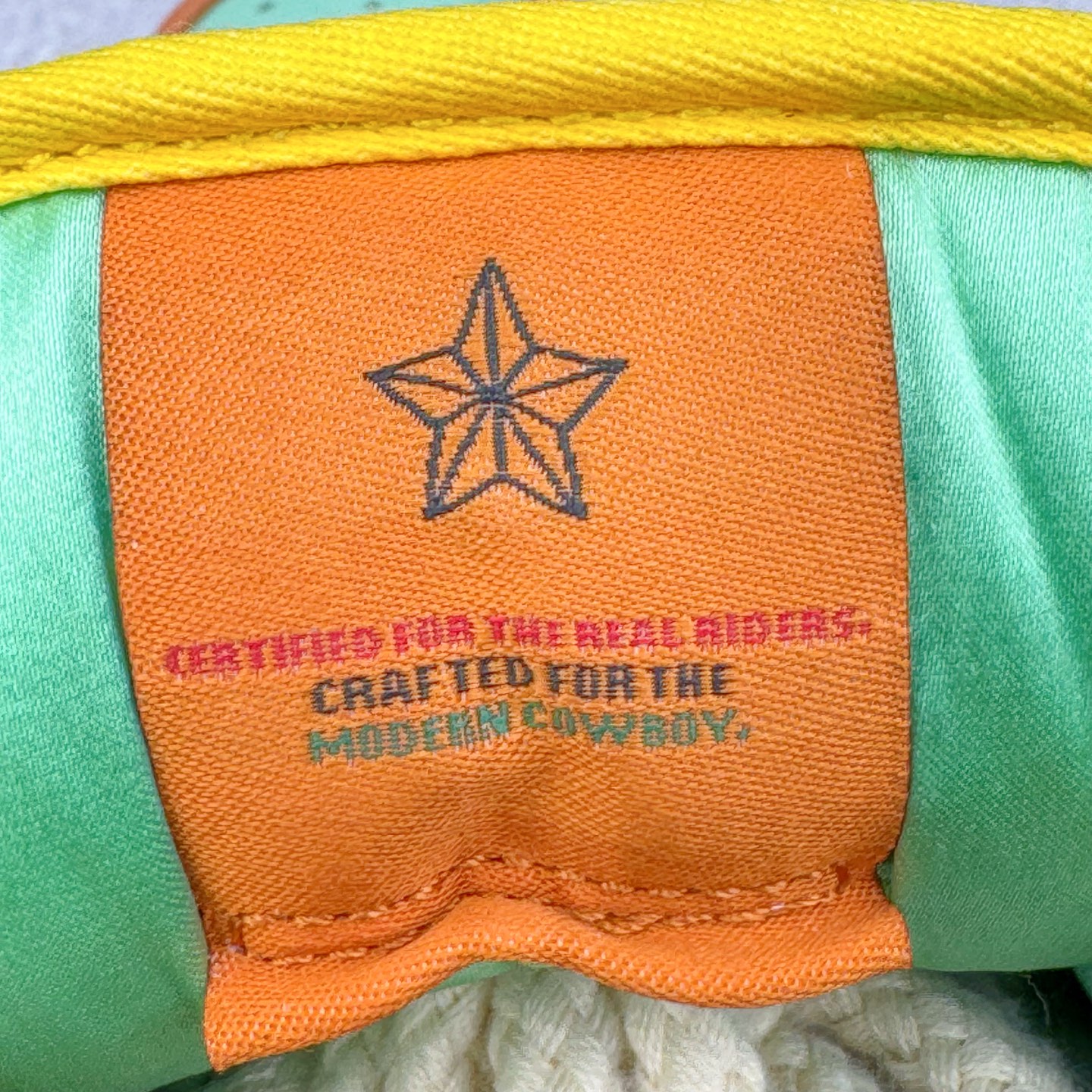 图片[13]-＃S2纯原 NK SB Dunk Low 黑人月 绿色HF3058-300 独家原厂航空铝磨具打磨大底 鞋头坡度极致还原 原盒原配 圈内天花板工艺 原厂冲刀 超高清洁度 全鞋零毛边皮料切割 全套原楦原模倾力打造完美版型 采用原厂百宏鞋带以及原厂百宏织唛舌标 内标可供原厂几率过验 原厂中底布黄色点胶 原厂中底布拉帮走线遵循公司‼️尺码：36 36.5 37.5 38 38.5 39 40 40.5 41 42 42.5 43 44 44.5 45 46 47.5-选品中心