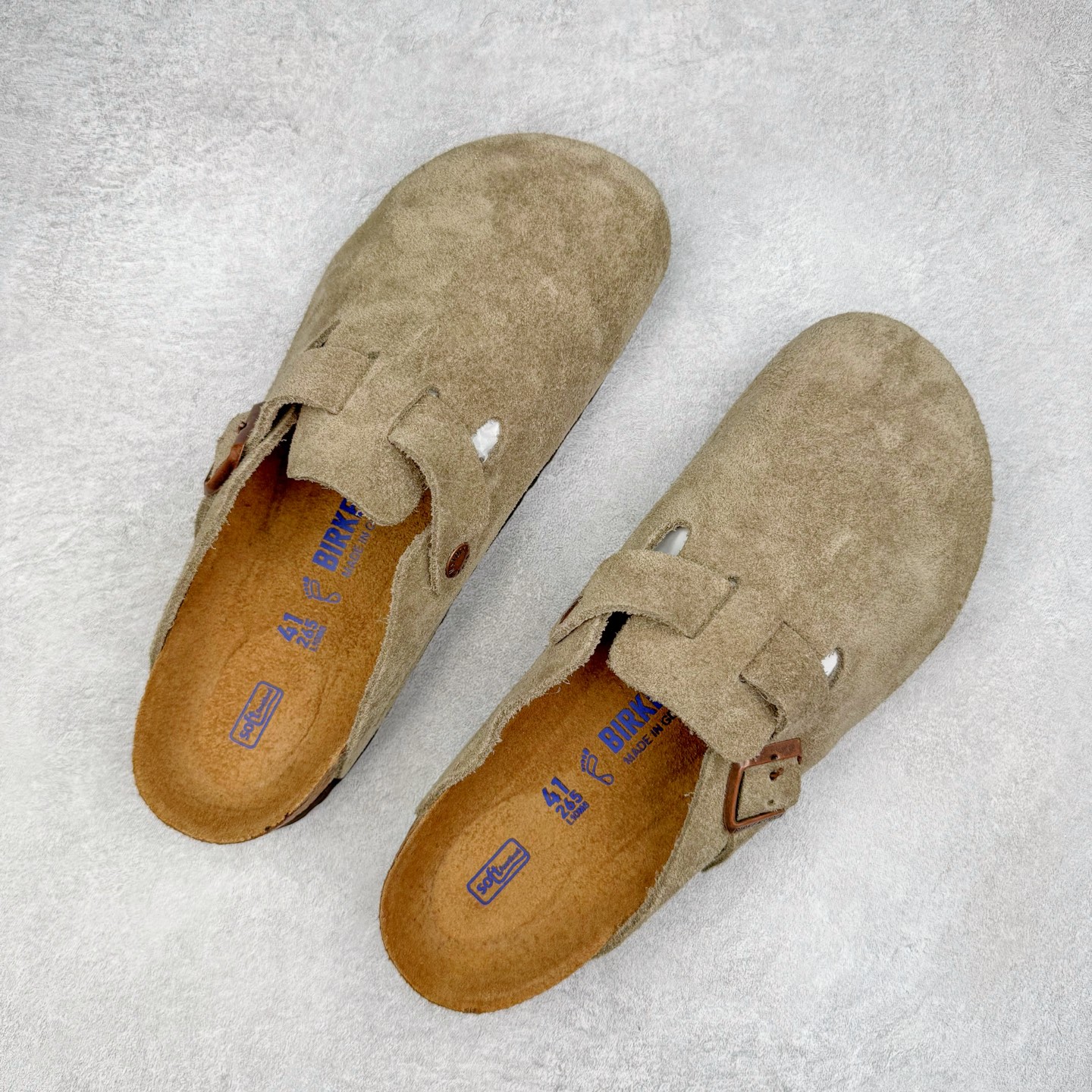 图片[3]-＃GD广顶 Birkenstock Boston VL 勃肯绒面金属针扣软木底包头拖鞋 牛皮绒面革质地柔软 搭配可调节鞋扣提升穿着舒适度 人体工学设计分散脚部压力 保护脚踝 软木乳胶鞋床具有一定的收缩性 长时间穿着后能贴合脚型 EVA鞋底回弹性和抗张性力高 具有良好的防震、缓冲性 四季皆宜 柔软的鞋床采用额外的泡沫缓冲层 提供额外的舒适感和全天支撑 全网独家首发 源于德国的严谨工艺 牛巴戎面 中层松木 EVA 三层组合大底 优质牛皮面料五金扣 出口订单 尺码：35-45-选品中心