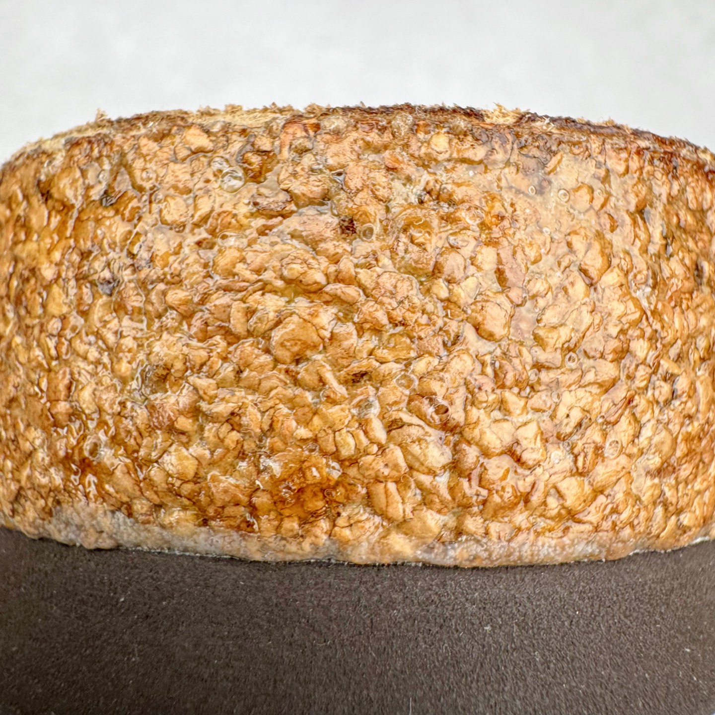 图片[16]-＃GD广顶 Birkenstock Boston VL 勃肯绒面金属针扣软木底包头拖鞋 牛皮绒面革质地柔软 搭配可调节鞋扣提升穿着舒适度 人体工学设计分散脚部压力 保护脚踝 软木乳胶鞋床具有一定的收缩性 长时间穿着后能贴合脚型 EVA鞋底回弹性和抗张性力高 具有良好的防震、缓冲性 四季皆宜 柔软的鞋床采用额外的泡沫缓冲层 提供额外的舒适感和全天支撑 全网独家首发 源于德国的严谨工艺 牛巴戎面 中层松木 EVA 三层组合大底 优质牛皮面料五金扣 出口订单 尺码：35-45-选品中心