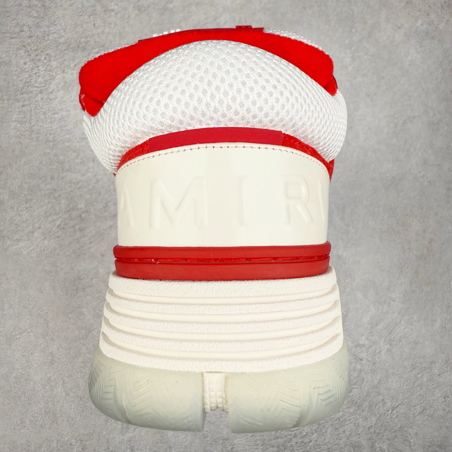 图片[8]-Lw22 Amiri 埃米尔 MA-1 情侣款面包鞋 原版购入开发 广东纯原大厂出品 做货 Amiri新一季放弃了摇滚朋克的风格 使用了大量不饱和色系 莫兰迪色调 无论是看到还是穿上 都是会让人非常身心愉悦 面包鞋的大鞋舌延续了下来 缩短了鞋身的长度 加厚了中底 鞋头部分更加圆润 Amiri的品牌字母和 MA标识出现在鞋身侧面 尺码： 38 39 40 41 42 43 44 45-选品中心