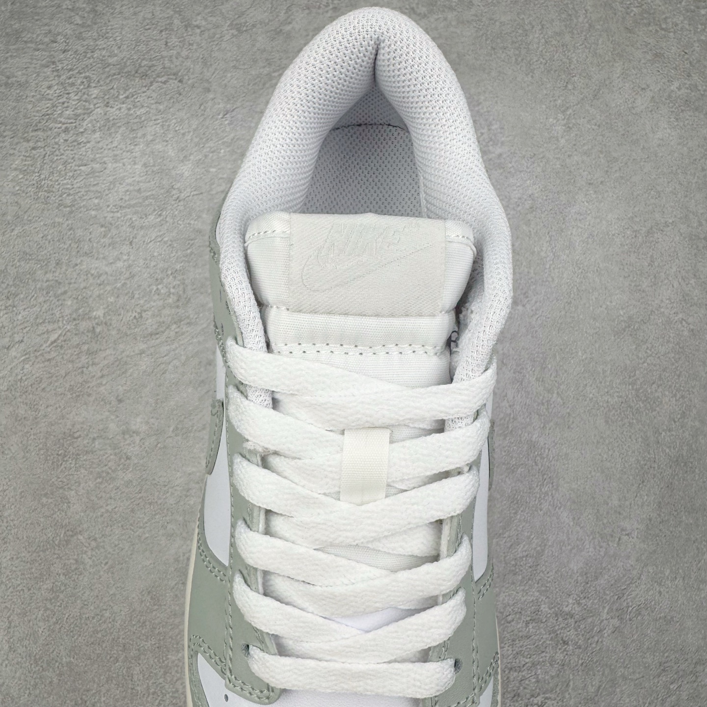 图片[5]-＃YC纯原 NK Dunk Low Purple Pulse 紫色扎染 烟灰绿 FB9109-124 实力大厂出品 新配色陆续开发 利润个位数只为口碑 全套原纸板楦头开发 确保原汁原味 完美呈现DUNK版型 一比一鞋头弧度高度鞋身弧度 此版本只针对中端市场 皮料材质有所更替 其他数据细节工艺流程均保持一致 绝不口嗨 细节品控鞋型随意对比 独家私模官方第六代原厂航空铝磨具打磨大底 鞋头坡度极致还原 无解鞋型 原盒原配 圈内天花板工艺 原厂玻璃冲刀 超高清洁度 全鞋零毛边皮料切割 原厂中底布点胶 中底布拉帮走线遵循公司 尺码：36 36.5 37.5 38 38.5 39 40 40.5 41 42 42.5 43 44 44.5 45 46-选品中心