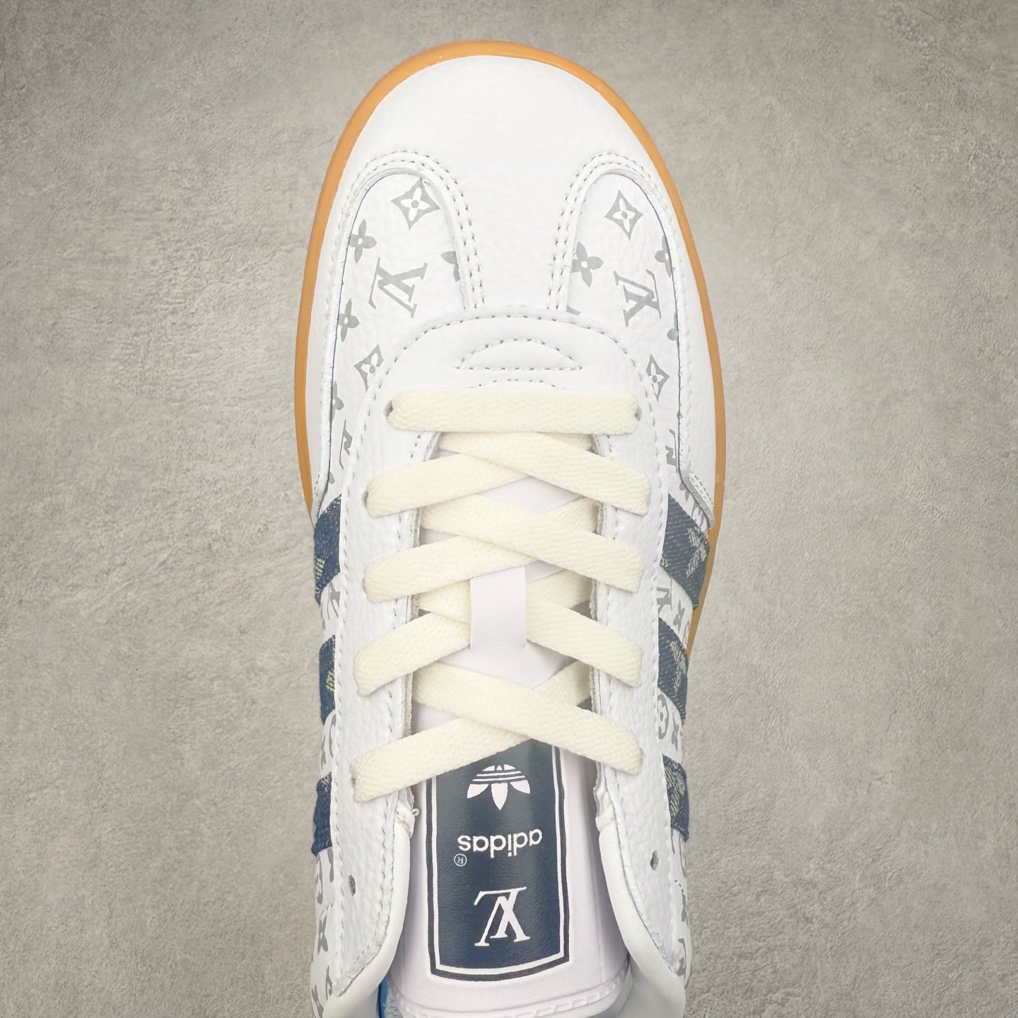 图片[4]-＃C2 AD Gazelle Indoor Trainers 羚羊内训系列低帮复古百搭休闲运动德训风板鞋 SC9207-727 90年代经典的复刻版！自60年代以足球训练鞋面世以来,Gazelle就以其经典设计席卷全球。1991年版本的复刻,再造经典Gazelle。采用皮革打造,搭配浊色细节,让这款经典更加简约。尺码：36 36⅔ 37⅓ 38 38⅔ 39⅓ 40 40⅔ 41⅓ 42 42⅔ 43⅓ 44⅓ 44⅔ 45-选品中心