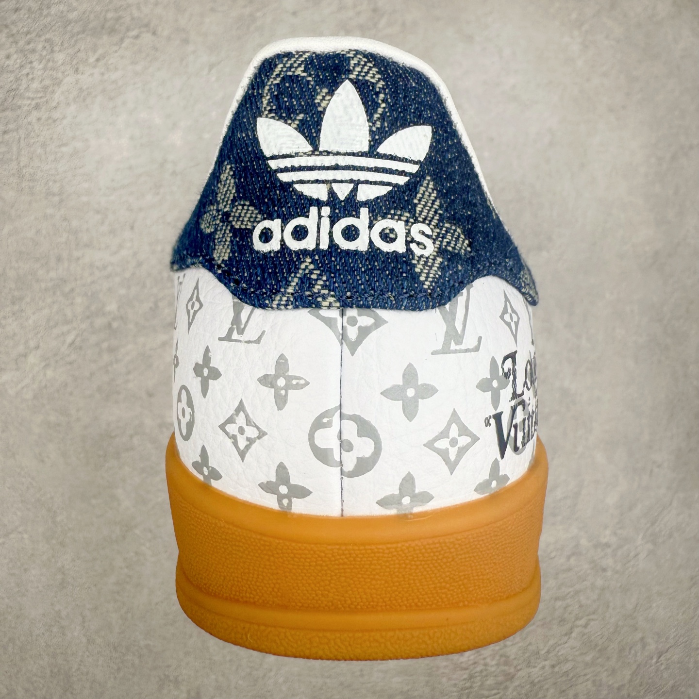 图片[8]-＃C2 AD Gazelle Indoor Trainers 羚羊内训系列低帮复古百搭休闲运动德训风板鞋 SC9207-727 90年代经典的复刻版！自60年代以足球训练鞋面世以来,Gazelle就以其经典设计席卷全球。1991年版本的复刻,再造经典Gazelle。采用皮革打造,搭配浊色细节,让这款经典更加简约。尺码：36 36⅔ 37⅓ 38 38⅔ 39⅓ 40 40⅔ 41⅓ 42 42⅔ 43⅓ 44⅓ 44⅔ 45-选品中心