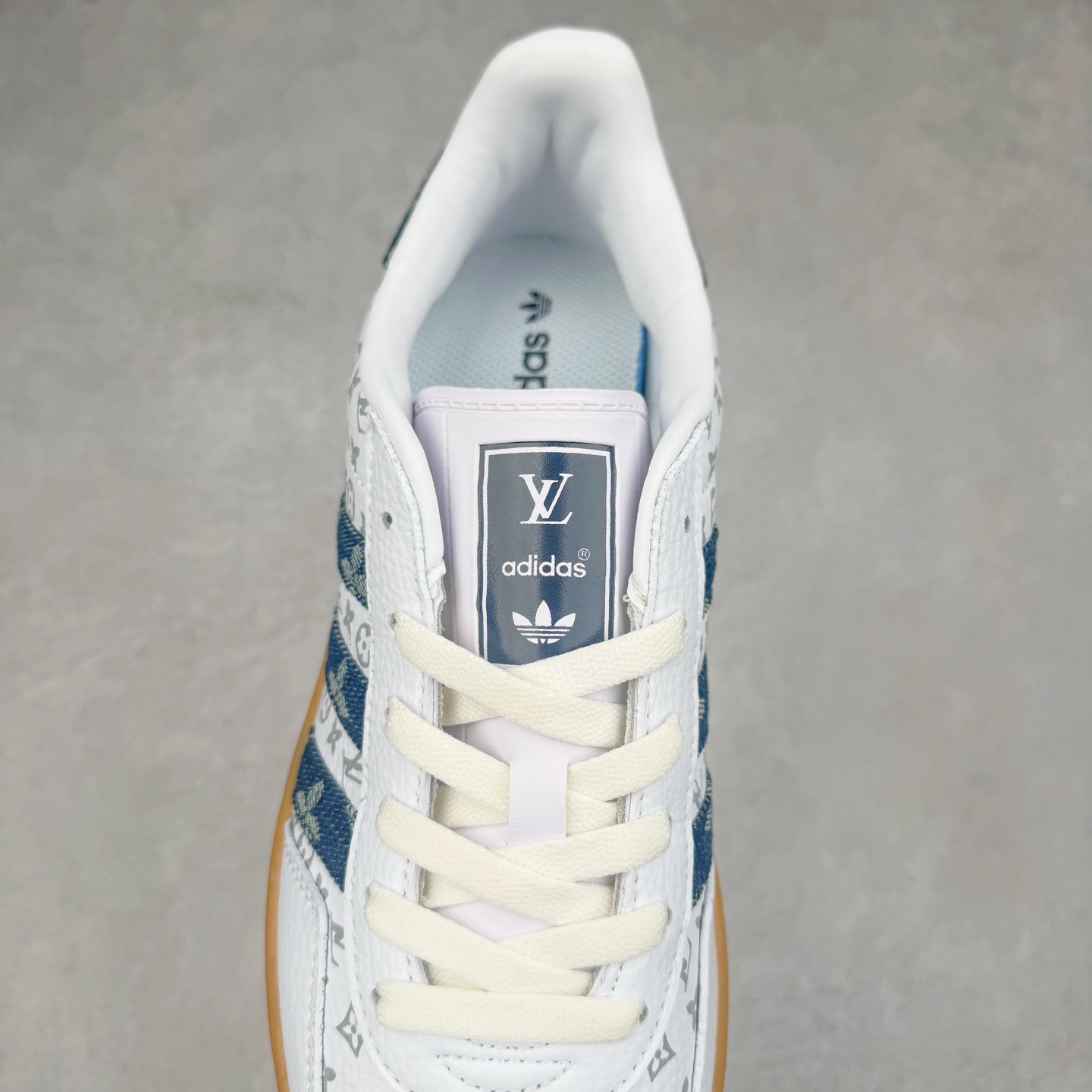 图片[5]-＃C2 AD Gazelle Indoor Trainers 羚羊内训系列低帮复古百搭休闲运动德训风板鞋 SC9207-727 90年代经典的复刻版！自60年代以足球训练鞋面世以来,Gazelle就以其经典设计席卷全球。1991年版本的复刻,再造经典Gazelle。采用皮革打造,搭配浊色细节,让这款经典更加简约。尺码：36 36⅔ 37⅓ 38 38⅔ 39⅓ 40 40⅔ 41⅓ 42 42⅔ 43⅓ 44⅓ 44⅔ 45-选品中心