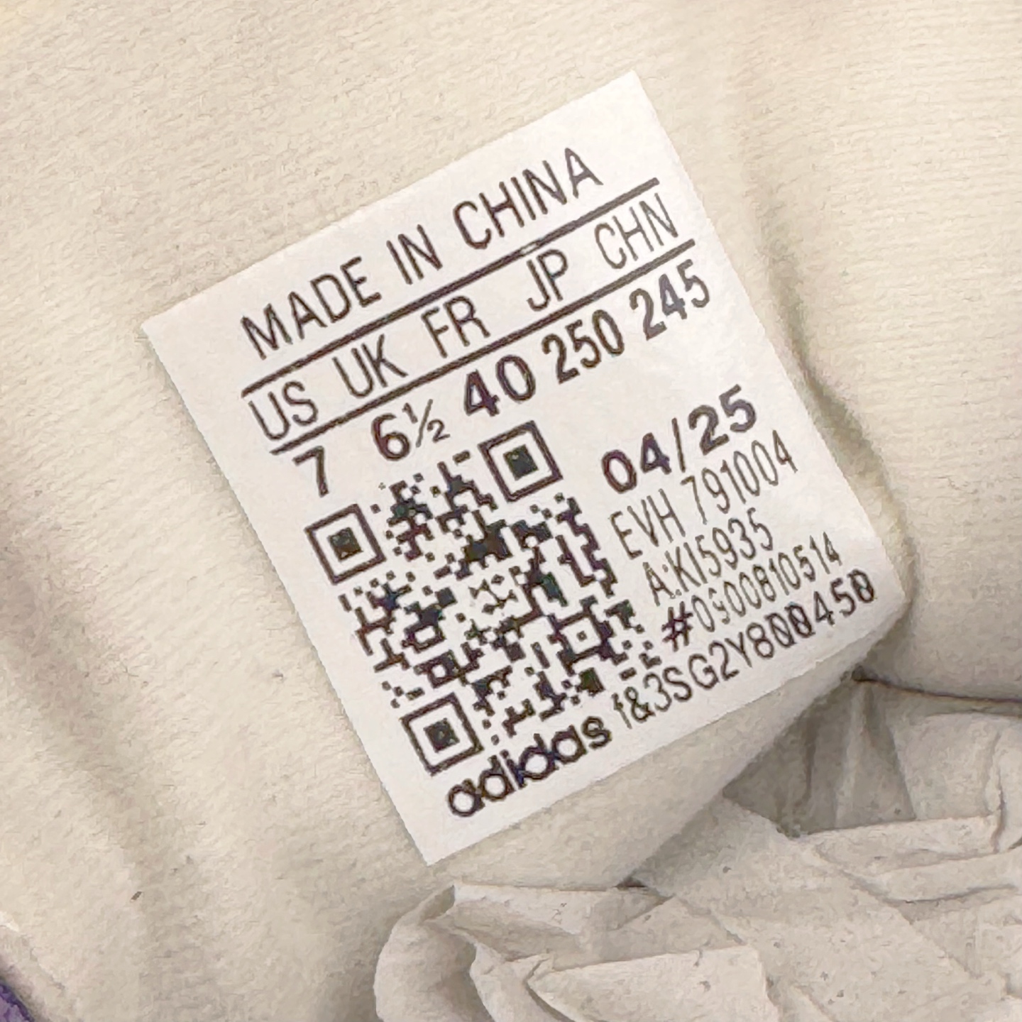 图片[11]-＃S2纯原 AD Originals Handball SPZL 手球运动员系列百搭休闲运动板鞋 KI5935 口碑大厂出品 品控大底版型不断改良更新 原厂皮料 原装过验内外标加持 全套原纸板楦头开发 确保原汁原味 完美呈现桑巴版型 一比一鞋头弧度高度鞋身弧度 数据细节工艺流程均保持一致 这款来自阿迪达斯的这款HANDBALL SPZL前身是一双手球运动鞋 这一次拿来复刻 所以鞋面的主要色彩选用了黑色 鞋面外侧除了Spezial字母之外还有三叶草标志 Handball SPZL作为复古手球训练鞋与作为室内足球鞋的Samba有着异曲同工之处 但是质感更为出众的鞋身以及丰富的配色选择比起Samba来讲可以说是更胜一筹了 尺码：36 36⅔ 37⅓ 38 38⅔ 39⅓ 40 40⅔ 41⅓ 42 42⅔ 43⅓ 44 45-选品中心