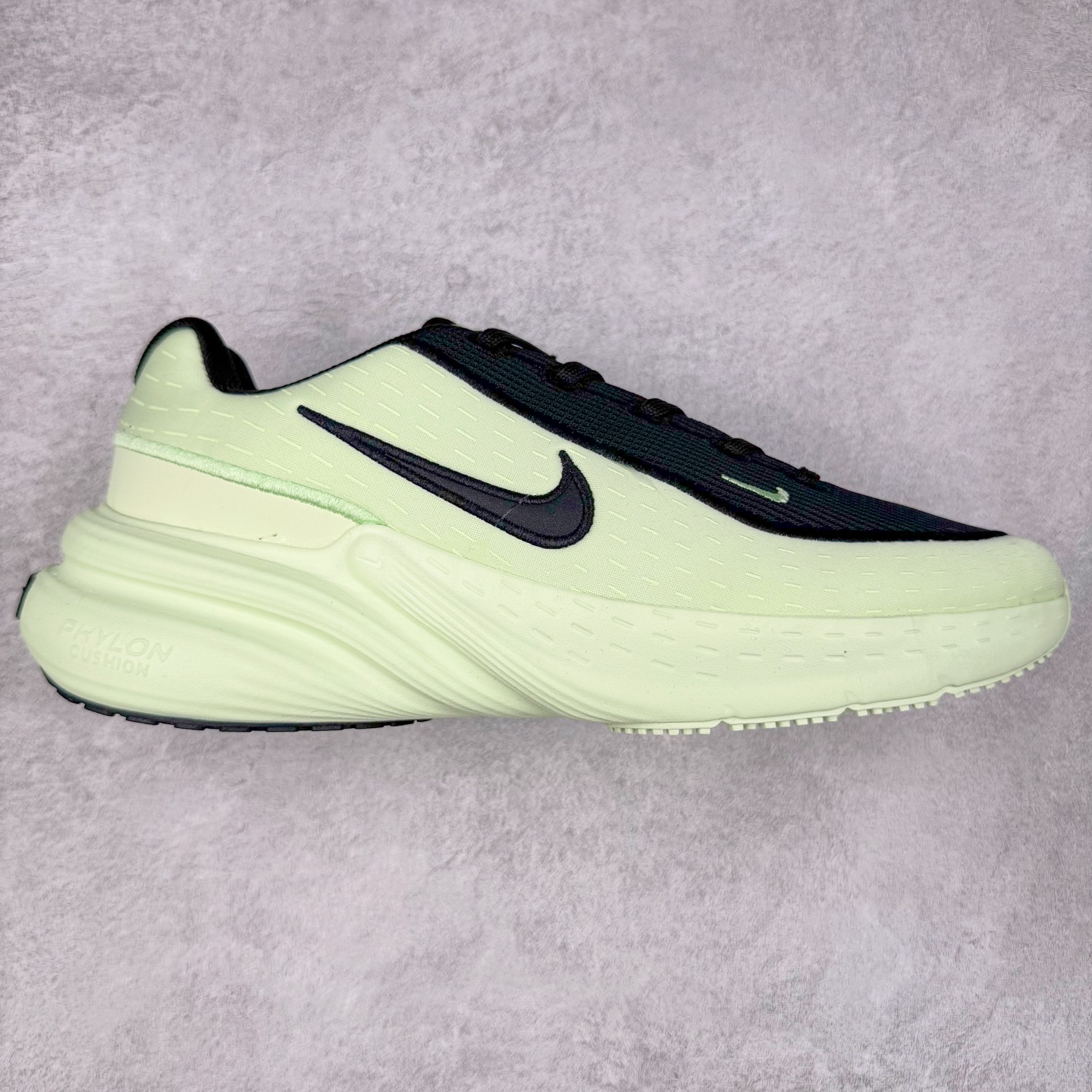 NK Uplift SC 简洁柔软舒适透气轻便 低帮 休闲跑步鞋 实拍调校N版已经零色差零失真 百分百还原实物色彩所见即所得 不存在货不对板色差等低级问题 选购参考实物拍摄 不混卖不参货 只用心做好货严格选品 承诺混一赔十 尺码：36 36.5 37.5 38 38.5 39 40 40.5 41 42 42.5 43 44 44.5 45-选品中心