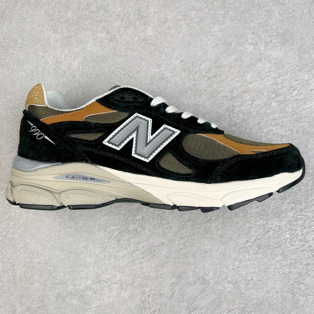 图片[11]-＃K版纯原福利 New Balance M990 新百伦NB990V3 第三代总统复古慢跑鞋 正确3M反光细节 原楦原纸版开发 正确6层组合底模精密开发 搭载全新碳素中底 后跟透明TPU水晶装饰条稳固 沿用了引以为傲的跑鞋手工技艺 采用猪皮绒面并包裹局部透气网面的鞋身设计 菱网鞋舌上刻有New Balance USA 鞋面依旧身着经典的大热之灰 彰显了其高端的品质身份 尺码：36 37 37.5 38 38.5 39 40 40.5 41.5 42 42.5 43 44 45-选品中心