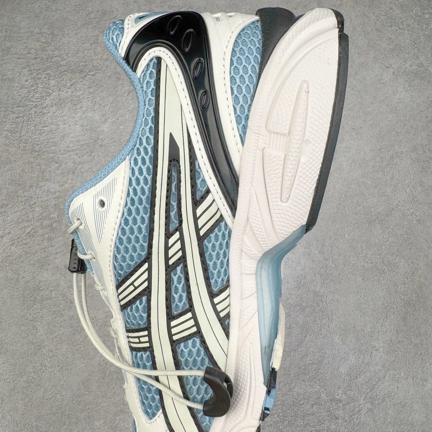 图片[7]-＃ZC总裁 Asics Gel-Kayano K14 亚瑟士系列复古舒适织物合成革减震防滑耐磨低帮休闲跑步鞋 市场顶级版本 原装纸板楦头开发 独家私模五层组合大底 原厂定制缓震硅胶加持 原盒原配 官方四联吊牌 一比一同步原鞋工艺和用料 鞋面原厂“三明治”多层网布 区别其他同价版本 鞋垫采用原厂OrthoLite欧索莱材质 非普通海玻璃鞋垫 后跟一样采用了GEL缓震胶 整体系列设计非常的科技感 锻炼跑步的同时让你一样时尚百搭 尺码：36 37 37.5 38 39 39.5 40 40.5 41.5 42 42.5 43.5 44 44.5 45 46-选品中心