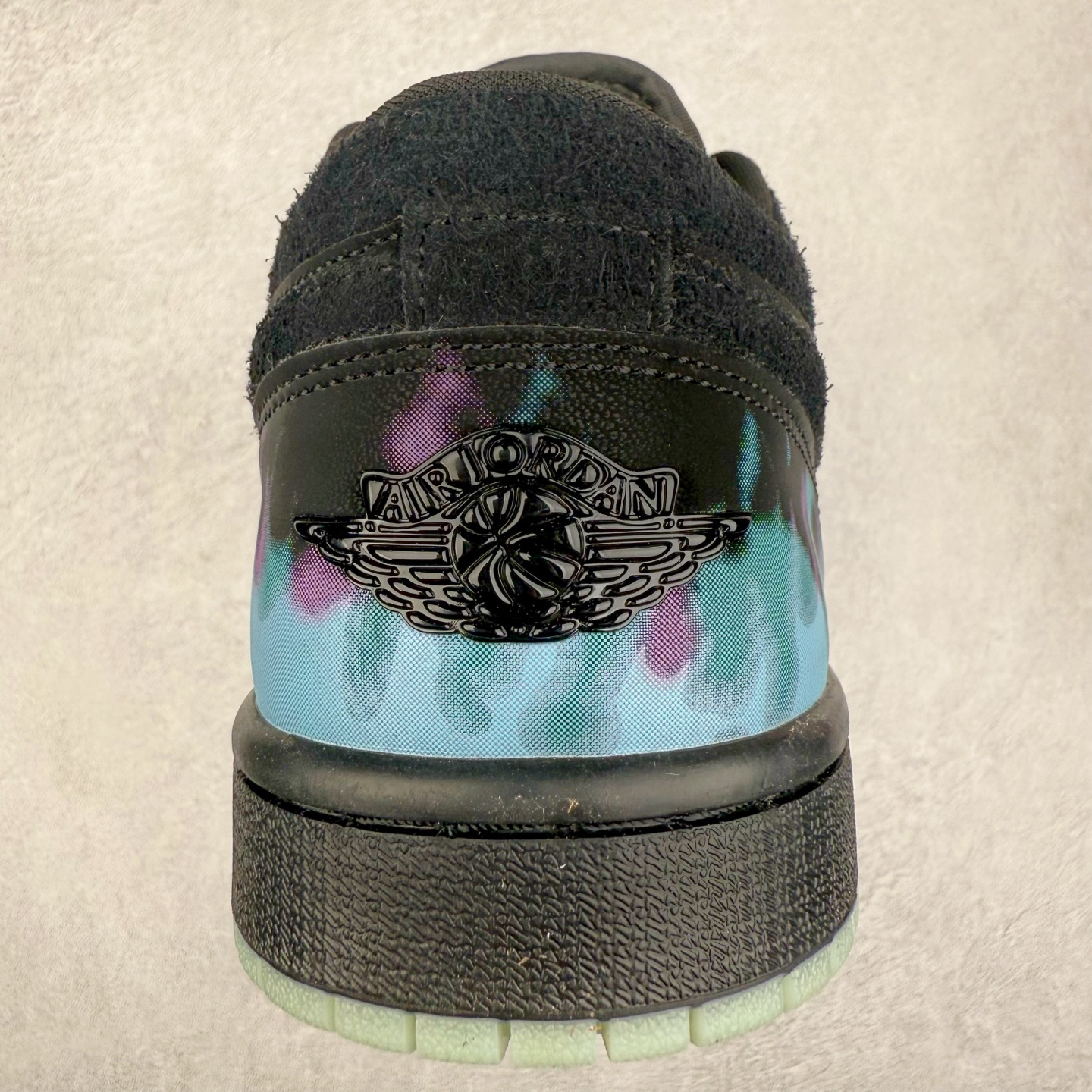 图片[8]-＃K版 Air Jordan AJ1 Low 低帮 恶魔之眼 HQ3442-001 全新流水线出品 DT版本唯一平替选择 市场第二梯队最强版 全部原鞋开发 原楦原纸板开发 全鞋电脑针车 原厂内置全掌气垫 原盒内在原标 唯一Zp原版鞋带绑法 免检产品 全新2022版型 全头层皮料 完美零毛边处理 原厂配置全掌气垫 价格定位良心 几十个配色陆续出货 实拍调校N版已经零色差零失真 百分百还原实物色彩所见即所得 不存在货不对板色差等低级问题 选购参考实物拍摄 不混卖不参货 只用心做好货严格选品 承诺混一赔十 尺码：36 36.5 37.5 38 38.5 39 40 40.5 41 42 42.5 43 44 44.5 45-选品中心