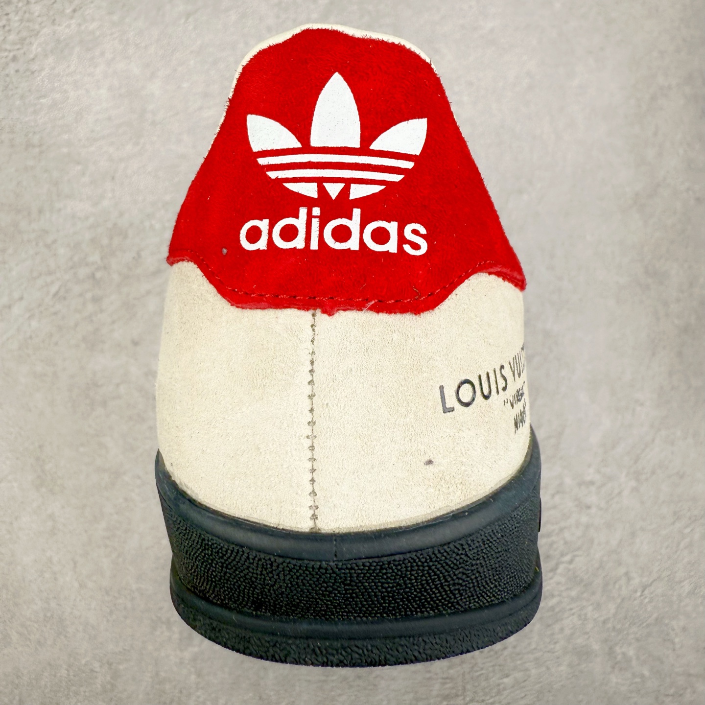 图片[8]-＃C2 AD Gazelle Indoor Trainers 羚羊内训系列低帮复古百搭休闲运动德训风板鞋 SC9207-725 90年代经典的复刻版！自60年代以足球训练鞋面世以来,Gazelle就以其经典设计席卷全球。1991年版本的复刻,再造经典Gazelle。采用皮革打造,搭配浊色细节,让这款经典更加简约。尺码：36 36⅔ 37⅓ 38 38⅔ 39⅓ 40 40⅔ 41⅓ 42 42⅔ 43⅓ 44⅓ 44⅔ 45-选品中心