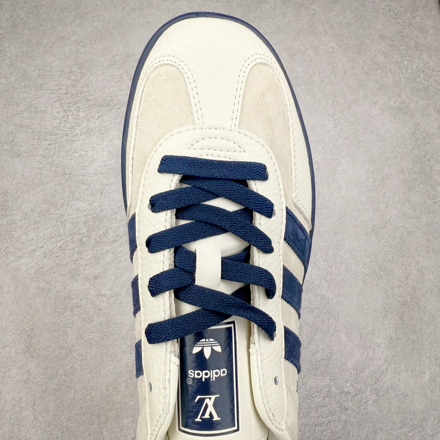 图片[4]-＃C2 AD Gazelle Indoor Trainers 羚羊内训系列低帮复古百搭休闲运动德训风板鞋 SC9207-725 90年代经典的复刻版！自60年代以足球训练鞋面世以来,Gazelle就以其经典设计席卷全球。1991年版本的复刻,再造经典Gazelle。采用皮革打造,搭配浊色细节,让这款经典更加简约。尺码：36 36⅔ 37⅓ 38 38⅔ 39⅓ 40 40⅔ 41⅓ 42 42⅔ 43⅓ 44⅓ 44⅔ 45-选品中心