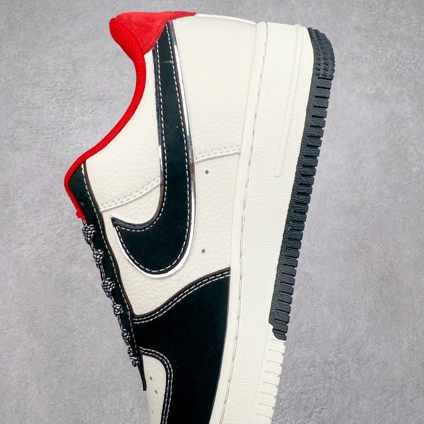 图片[7]-NK Air Force 1´07 Low 空军一号低帮百搭休闲运动板鞋 CS5288-022 柔软、弹性十足的缓震性能和出色的中底设计 横跨复古与现代的外型结合 造就出风靡全球 三十多年的Force 1 直到今天还深受青睐 实拍调校N版已经零色差零失真 百分百还原实物色彩所见即所得 不存在货不对板色差等低级问题 选购参考实物拍摄 不混卖不参货 只用心做好货严格选品 承诺混一赔十 尺码：36 36.5 37.5 38 38.5 39 40 40.5 41 42 42.5 43 44 44.5 45-选品中心