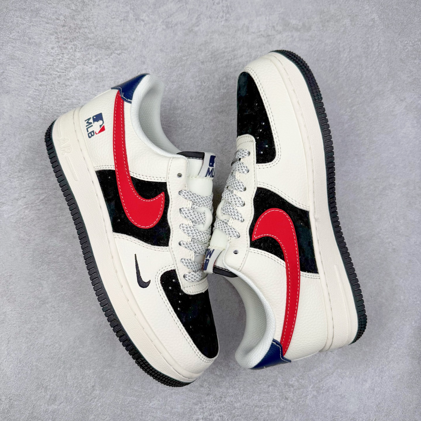 图片[3]-NK Air Force 1´07 Low 空军一号低帮百搭休闲运动板鞋 KK1988-091 柔软、弹性十足的缓震性能和出色的中底设计 横跨复古与现代的外型结合 造就出风靡全球 三十多年的Force 1 直到今天还深受青睐 实拍调校N版已经零色差零失真 百分百还原实物色彩所见即所得 不存在货不对板色差等低级问题 选购参考实物拍摄 不混卖不参货 只用心做好货严格选品 承诺混一赔十 尺码：36 36.5 37.5 38 38.5 39 40 40.5 41 42 42.5 43 44 44.5 45-选品中心