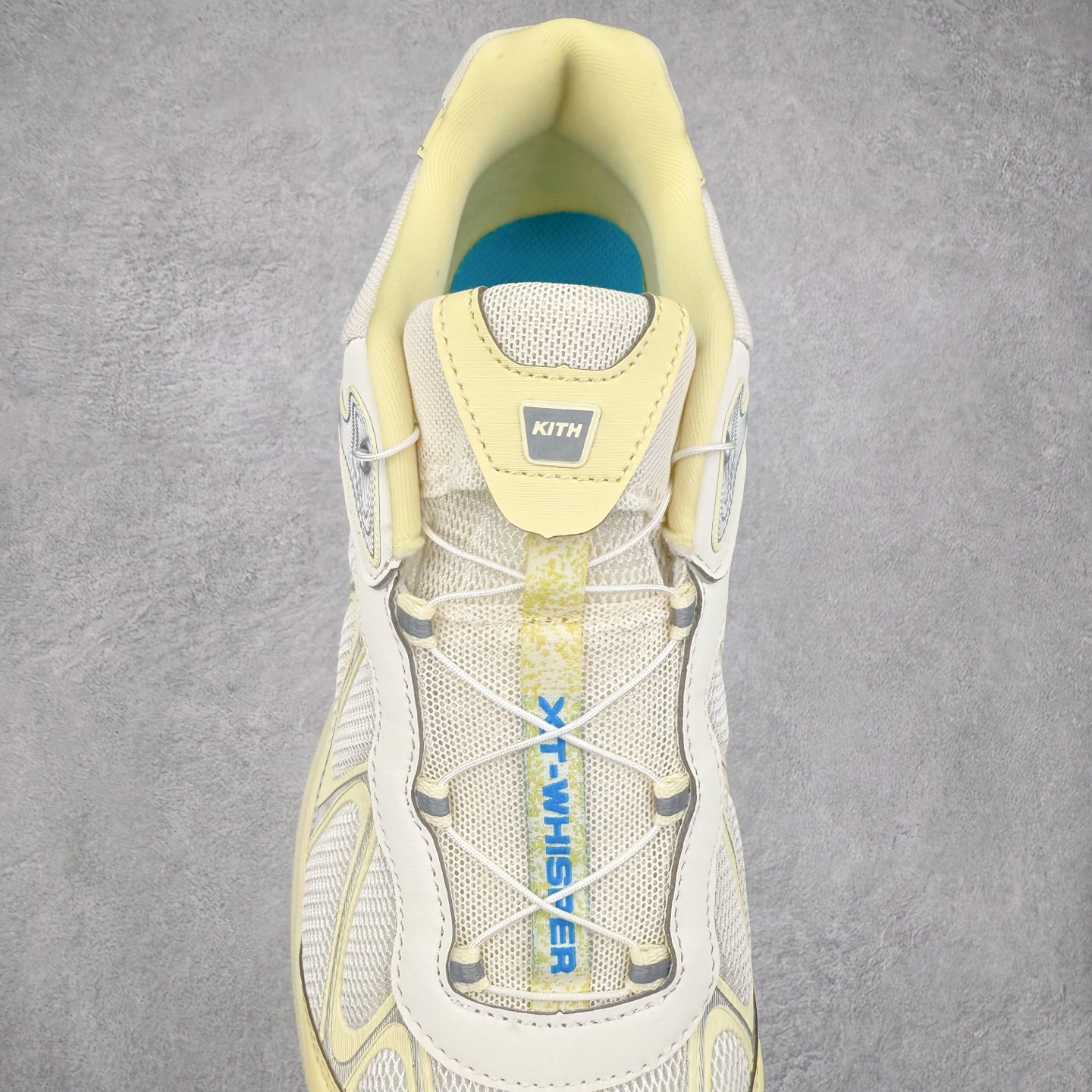 图片[5]-＃HP SALOMON XT-WHISPER 萨洛蒙圆头防滑耐磨低帮休闲越野训练城市通勤跑步鞋 男女同款 浅棕色 纯原外贸平台特供订单 耗时半年巨作 全套原纸板楦头开发 原厂特供网布配套加持 确保原汁原味 完美呈现版型 原档数据独家私模五层组合大底 男女鞋同步官方开发至46.5 原装Ortholite轻量化鞋垫 中底布带钢印编号 原厂TPU锁扣 进口港宝加持 后跟自然饱满 还原公司包裹性 鞋面以“锯齿”状的包裹系统呈现 在基色底之下加入了各种色点缀 将公司的最新技术和时尚前卫的造型融入耐用的长跑款式中 鞋面由 TPU 薄膜制成 并焊接在高耐磨网眼上 使其既时尚又坚固 由 ACS底盘支撑 可增强稳定性和支撑力 以及由橡胶凸耳 Contragrip外底覆盖的 EVA 缓冲中底 旨在应对崎岖的地形 鞋舌上的彩色Salomon 标签、Quicklace 系统以及鞋头、鞋舌和鞋跟上的附加品牌使细节更加完美 让穿着者可以轻松驾驭户外与通勤下的任何运动生活场景 无缝鞋身户外随意纵横 颜值与脚感兼备 出街通勤 绝对非常吸睛 你值得拥有 尺码：36 36.5 37.5 38 38.5 39 40 40.5 41 42 42.5 43 44 44.5 45 46 46.5 注意：偏小1码-选品中心