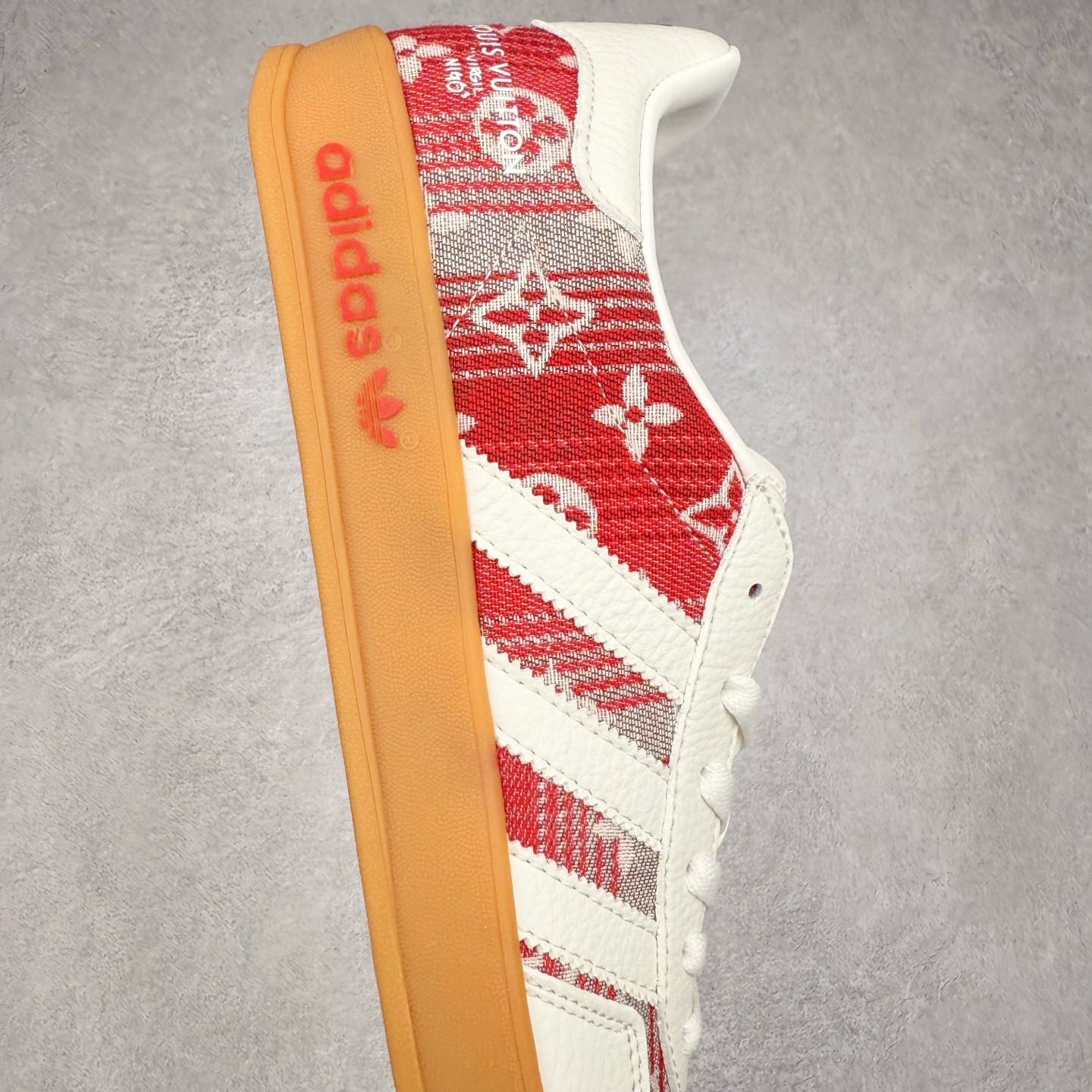 图片[6]-＃C2 AD Gazelle Indoor Trainers 羚羊内训系列低帮复古百搭休闲运动德训风板鞋 SC9207-734 90年代经典的复刻版！自60年代以足球训练鞋面世以来,Gazelle就以其经典设计席卷全球。1991年版本的复刻,再造经典Gazelle。采用皮革打造,搭配浊色细节,让这款经典更加简约。尺码：36 36⅔ 37⅓ 38 38⅔ 39⅓ 40 40⅔ 41⅓ 42 42⅔ 43⅓ 44⅓ 44⅔ 45-选品中心