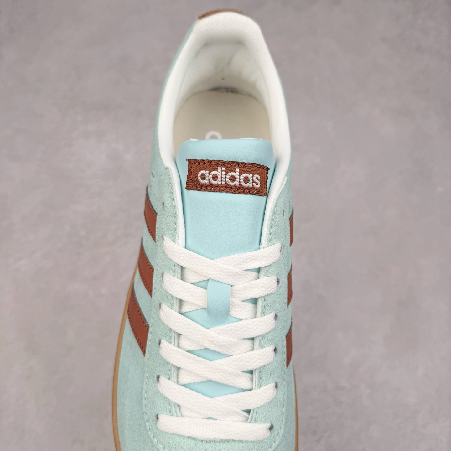 图片[5]-＃福利特价 AD Neo VL Court Lifestyle 2.0 学院生活方式系列低德训风休闲运动板鞋 NEO生活城市系列 #男女鞋半码制#采用环保纤维革组合翻毛皮鞋面材质#内嵌EVA透气吸汗鞋垫#缜密拉帮中底布#外置耐磨标准橡胶大底 尺码：36 36⅔ 37⅓ 38 38⅔ 39⅓ 40 40⅔ 41⅓ 42 42⅔ 43⅓ 44 44⅔ 45-选品中心