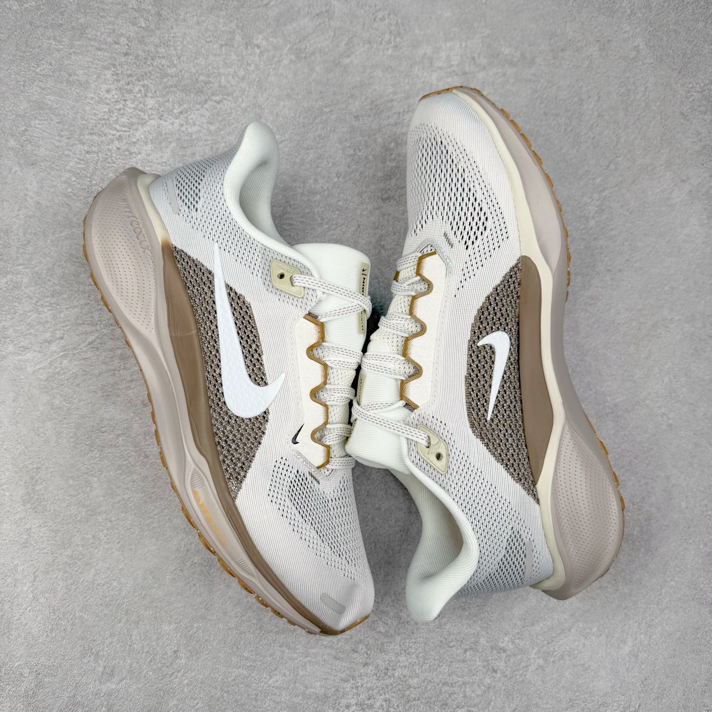 图片[3]-＃特价福利 NK Zoom Pegasus 飞马41代马拉松系列网面透气缓震疾速跑鞋 拥有 Zoom Air 一如既往的稳定感和流畅感 鞋面采用工程网眼设计 为特定高热区域营造出色透气性 进一步增加鞋面的穿孔数量 让足部能够快速散热 中足搭配 Flywire 飞线 在高速运动时营造舒适稳定的贴合感 内置Zoon气垫加持 动力十足 尺码：36 36.5 37.5 38 38.5 39 40 40.5 41 42 42.5 43 44 44.5 45-选品中心