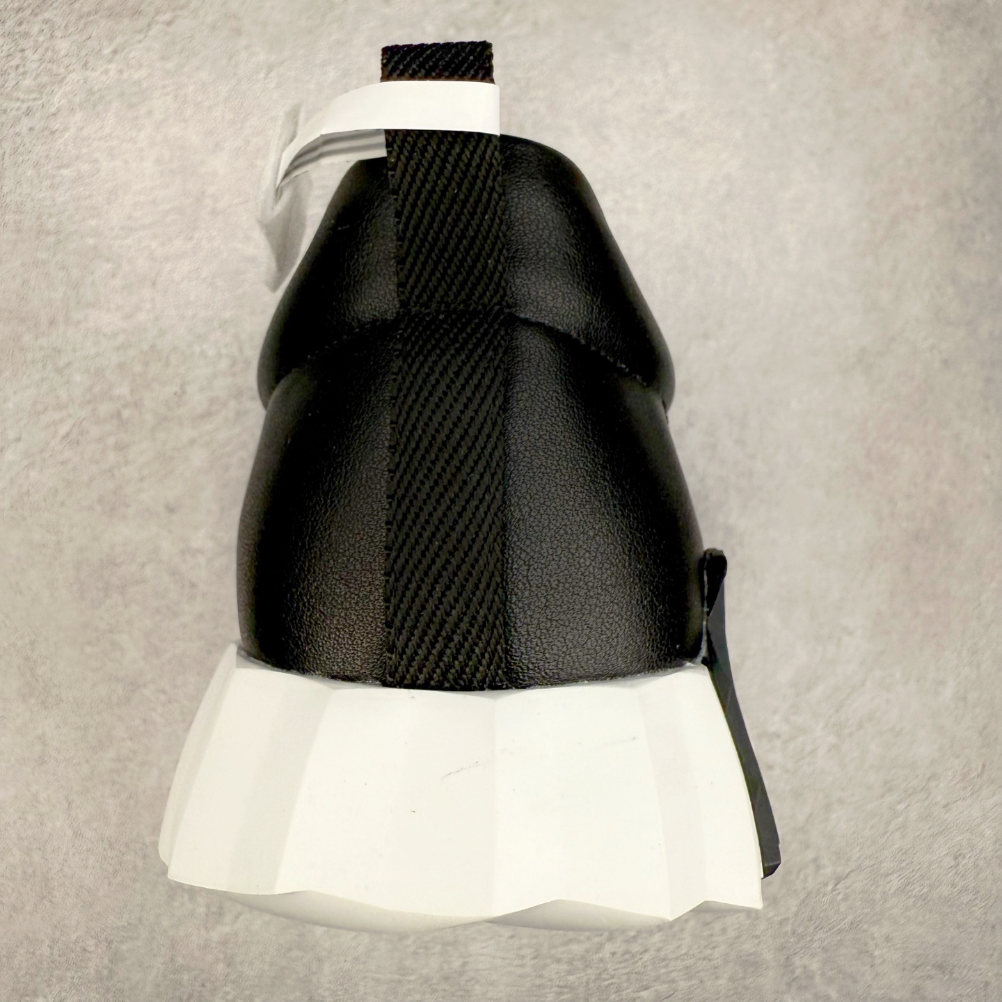 图片[8]-Hermes 爱马仕 Bouncing 老钱风 皮面款 低帮休闲鞋 海淘代购同渠道品质 高端零售 外贸充正专供 原版购入开发 ZP级全套包装 完美楦型 正确卡色 大底 质感媲美原版 细节与原版一致 请注意区分市面通货材 尺码：39 40 41 42 43 44 45-选品中心