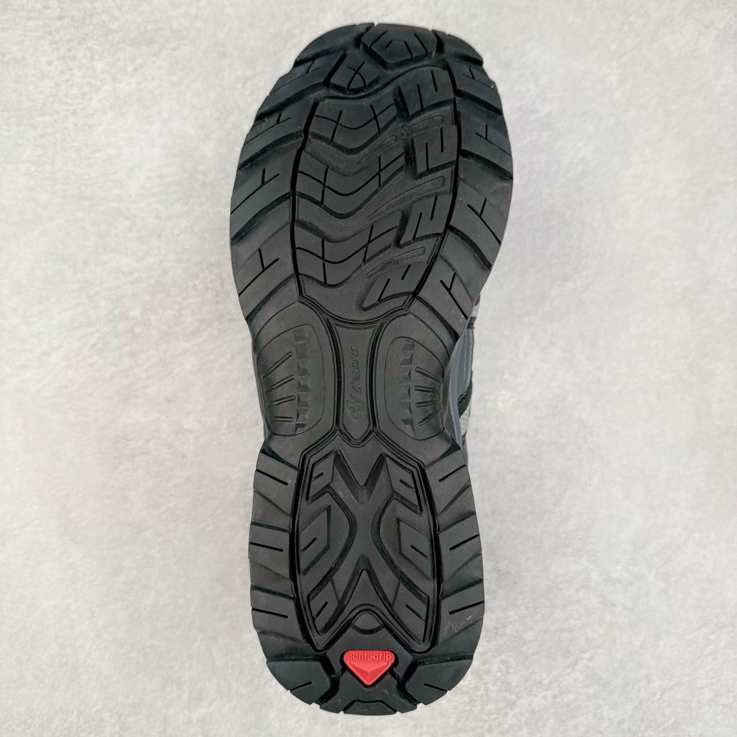 图片[9]-＃福利特价️ Salomon XT-QUEST ADV 萨洛蒙潮流越野机能户外功能鞋 纯原外贸平台特供订单 耗时半年巨作 全套原纸板楦头开发 原厂特供网布配套加持 确保原汁原味 完美呈现版型 原档数据独家私模五层组合大底 男女鞋同步官方开发至46.5 原装Ortholite轻量化鞋垫 中底布带钢印编号 原厂TPU锁扣 进口港宝加持 后跟自然饱满 还原公司包裹性 基于 SALOMON 初代 XT 鞋身造型并搭载 4D ADVANCED CHASSIS™ 大底打造而成 为这款 XT-QUEST 带来了多项足部控制与保护等功能性 如在运动过程中控制左右晃动的过程而提高稳定性、改善长途越野过程中足中到足尖的过渡、提高感知岩石的精确度以抵抗尖锐物体对脚底的伤害以及采用动态缓冲来增强穿着舒适感 从而减轻疲劳感 使 XT-QUEST 成为一双舒适且安全的户外之履 尺码：36 36.5 37.5 38 38.5 39 40 40.5 41 42 42.5 43 44 44.5 45-选品中心