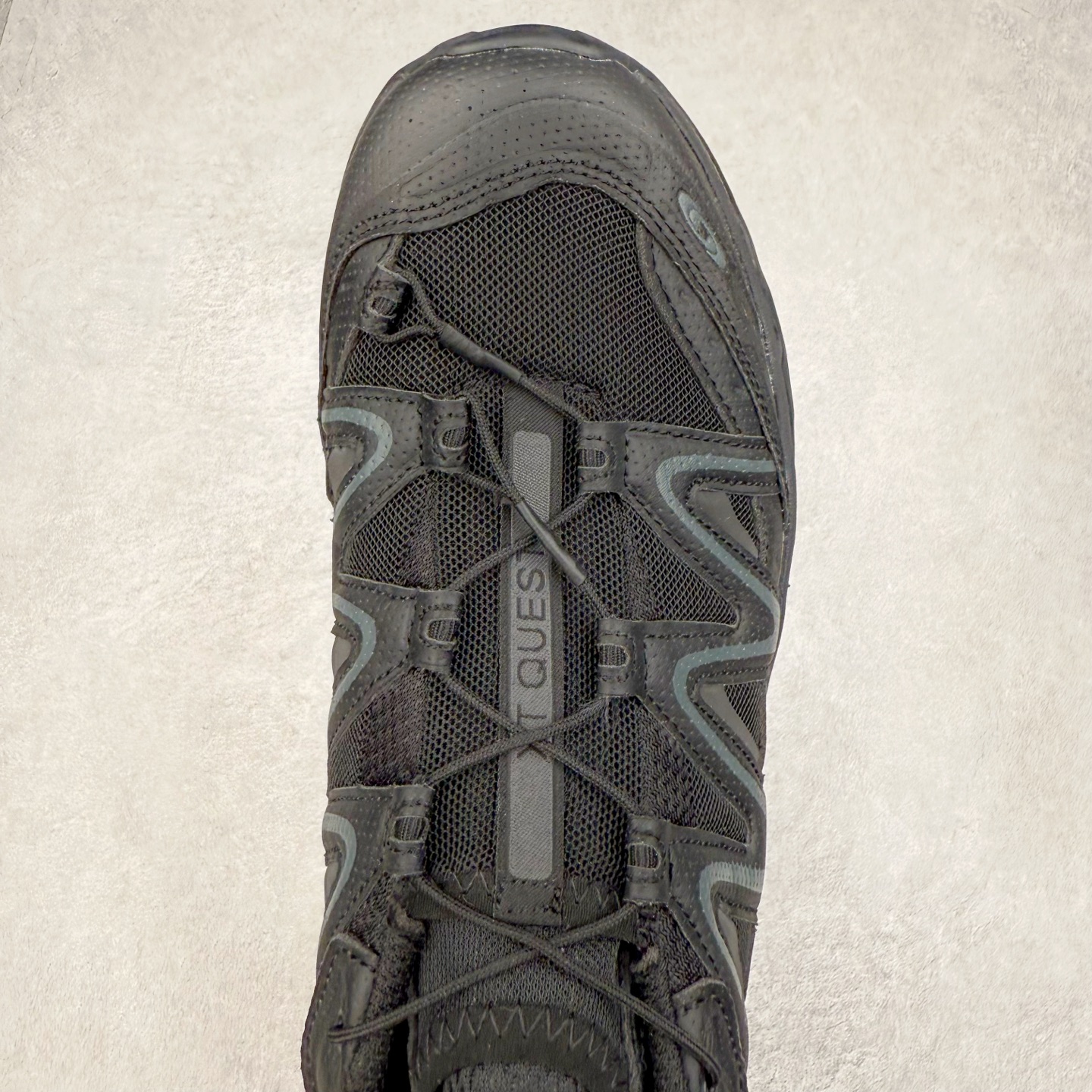 图片[4]-＃福利特价️ Salomon XT-QUEST ADV 萨洛蒙潮流越野机能户外功能鞋 纯原外贸平台特供订单 耗时半年巨作 全套原纸板楦头开发 原厂特供网布配套加持 确保原汁原味 完美呈现版型 原档数据独家私模五层组合大底 男女鞋同步官方开发至46.5 原装Ortholite轻量化鞋垫 中底布带钢印编号 原厂TPU锁扣 进口港宝加持 后跟自然饱满 还原公司包裹性 基于 SALOMON 初代 XT 鞋身造型并搭载 4D ADVANCED CHASSIS™ 大底打造而成 为这款 XT-QUEST 带来了多项足部控制与保护等功能性 如在运动过程中控制左右晃动的过程而提高稳定性、改善长途越野过程中足中到足尖的过渡、提高感知岩石的精确度以抵抗尖锐物体对脚底的伤害以及采用动态缓冲来增强穿着舒适感 从而减轻疲劳感 使 XT-QUEST 成为一双舒适且安全的户外之履 尺码：36 36.5 37.5 38 38.5 39 40 40.5 41 42 42.5 43 44 44.5 45-选品中心