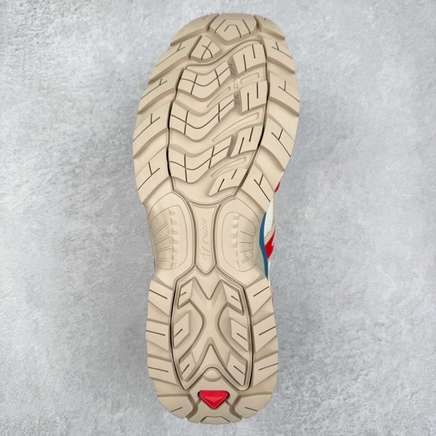 图片[9]-＃福利特价️ Salomon XT-QUEST ADV 萨洛蒙潮流越野机能户外功能鞋 纯原外贸平台特供订单 耗时半年巨作 全套原纸板楦头开发 原厂特供网布配套加持 确保原汁原味 完美呈现版型 原档数据独家私模五层组合大底 男女鞋同步官方开发至46.5 原装Ortholite轻量化鞋垫 中底布带钢印编号 原厂TPU锁扣 进口港宝加持 后跟自然饱满 还原公司包裹性 基于 SALOMON 初代 XT 鞋身造型并搭载 4D ADVANCED CHASSIS™ 大底打造而成 为这款 XT-QUEST 带来了多项足部控制与保护等功能性 如在运动过程中控制左右晃动的过程而提高稳定性、改善长途越野过程中足中到足尖的过渡、提高感知岩石的精确度以抵抗尖锐物体对脚底的伤害以及采用动态缓冲来增强穿着舒适感 从而减轻疲劳感 使 XT-QUEST 成为一双舒适且安全的户外之履 尺码：36 36.5 37.5 38 38.5 39 40 40.5 41 42 42.5 43 44 44.5 45-选品中心