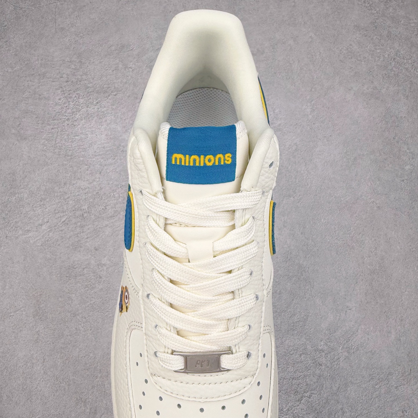 图片[5]-NK Air Force 1´07 Low 空军一号低帮百搭休闲运动板鞋 SC0601-566 柔软、弹性十足的缓震性能和出色的中底设计 横跨复古与现代的外型结合 造就出风靡全球 三十多年的Force 1 直到今天还深受青睐 实拍调校N版已经零色差零失真 百分百还原实物色彩所见即所得 不存在货不对板色差等低级问题 选购参考实物拍摄 不混卖不参货 只用心做好货严格选品 承诺混一赔十 尺码：36 36.5 37.5 38 38.5 39 40 40.5 41 42 42.5 43 44 44.5 45-选品中心