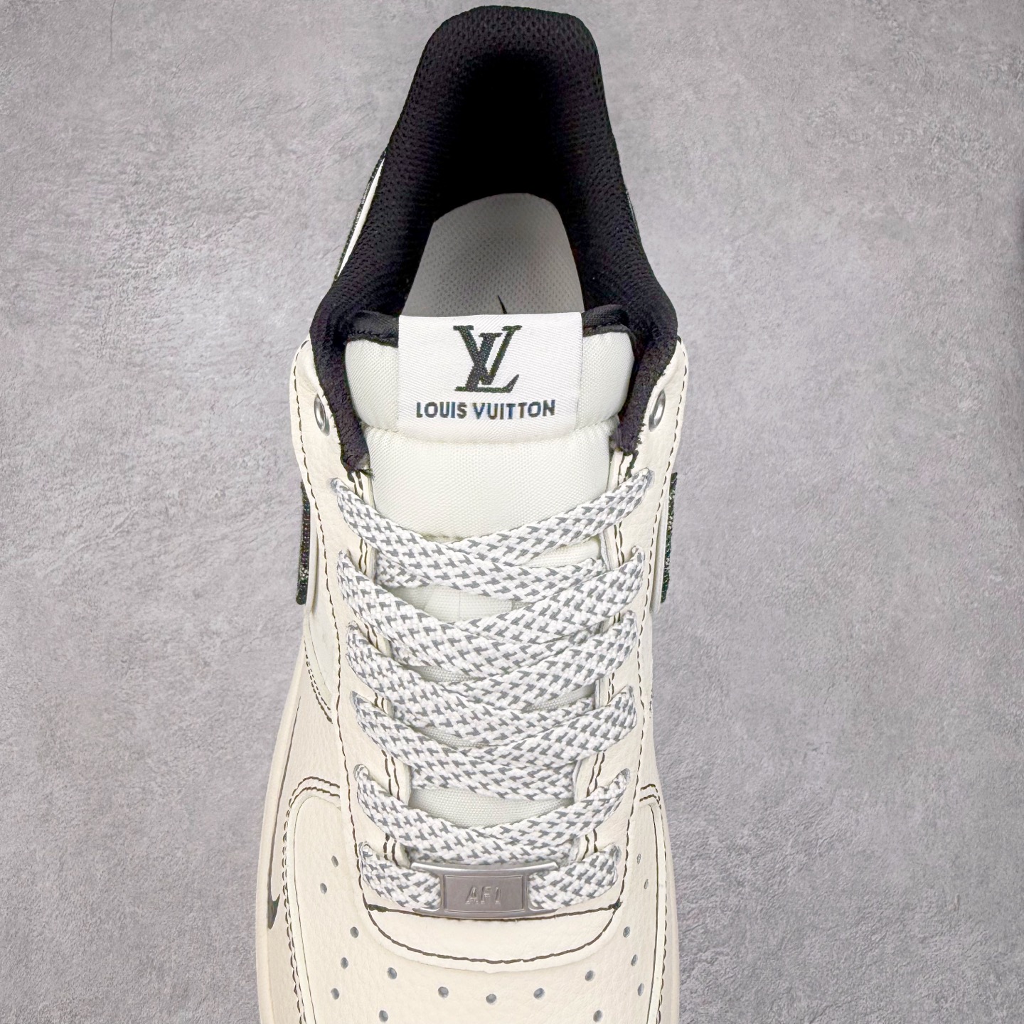 图片[5]-NK Air Force 1´07 Low 空军一号低帮百搭休闲运动板鞋 YX5066-347 柔软、弹性十足的缓震性能和出色的中底设计 横跨复古与现代的外型结合 造就出风靡全球 三十多年的Force 1 直到今天还深受青睐 实拍调校N版已经零色差零失真 百分百还原实物色彩所见即所得 不存在货不对板色差等低级问题 选购参考实物拍摄 不混卖不参货 只用心做好货严格选品 承诺混一赔十 尺码：36 36.5 37.5 38 38.5 39 40 40.5 41 42 42.5 43 44 44.5 45-选品中心