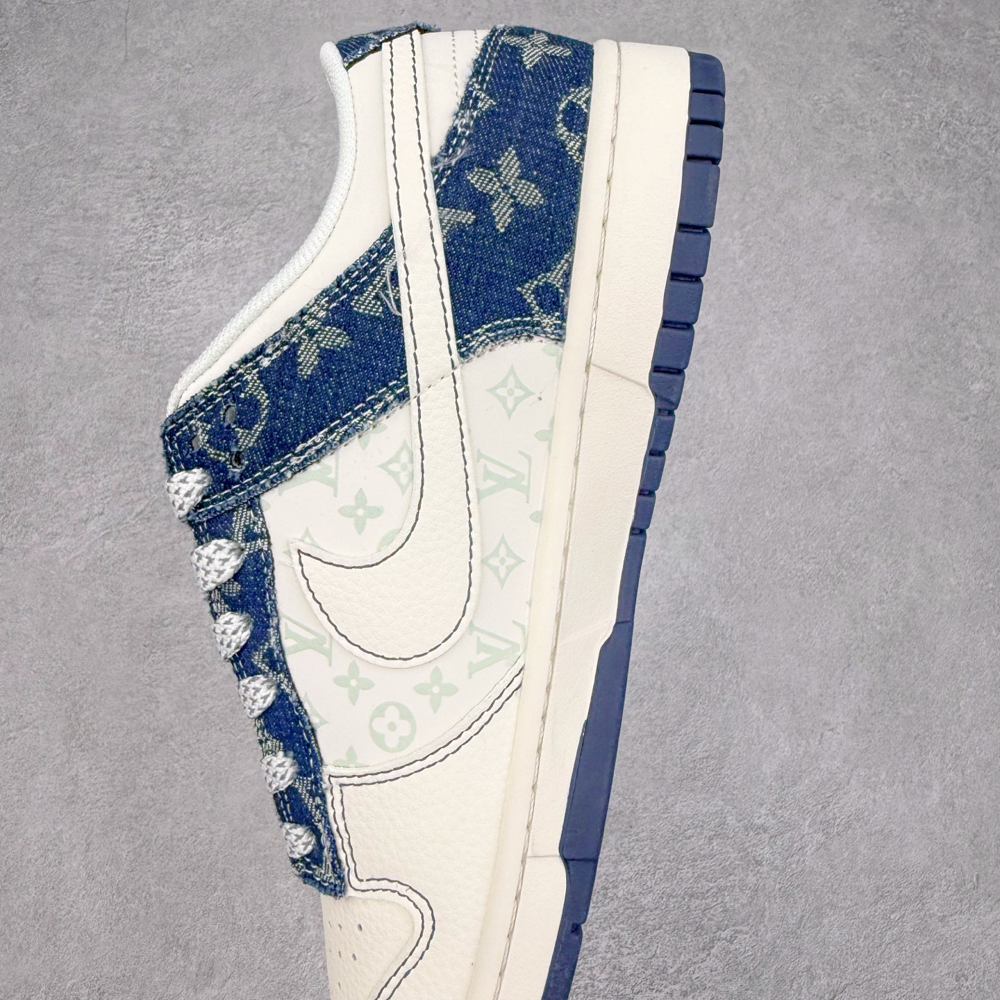 图片[7]-NK Dunk Low 定制配色 YX5866-375 大厂出品 极力推荐 原装头层材料 独家版型蒸餾加工帶來的是更好的视觉和脚感体验大厂纯原品质出货 清洁度 电绣工艺 皮料切割干净无任何毛边 细节完美 实拍调校N版已经零色差零失真 百分百还原实物色彩所见即所得 不存在货不对板色差等低级问题 选购参考实物拍摄 不混卖不参货 只用心做好货严格选品 承诺混一赔十 尺码：36 36.5 37.5 38 38.5 39 40 40.5 41 42 42.5 43 44 44.5 45-选品中心