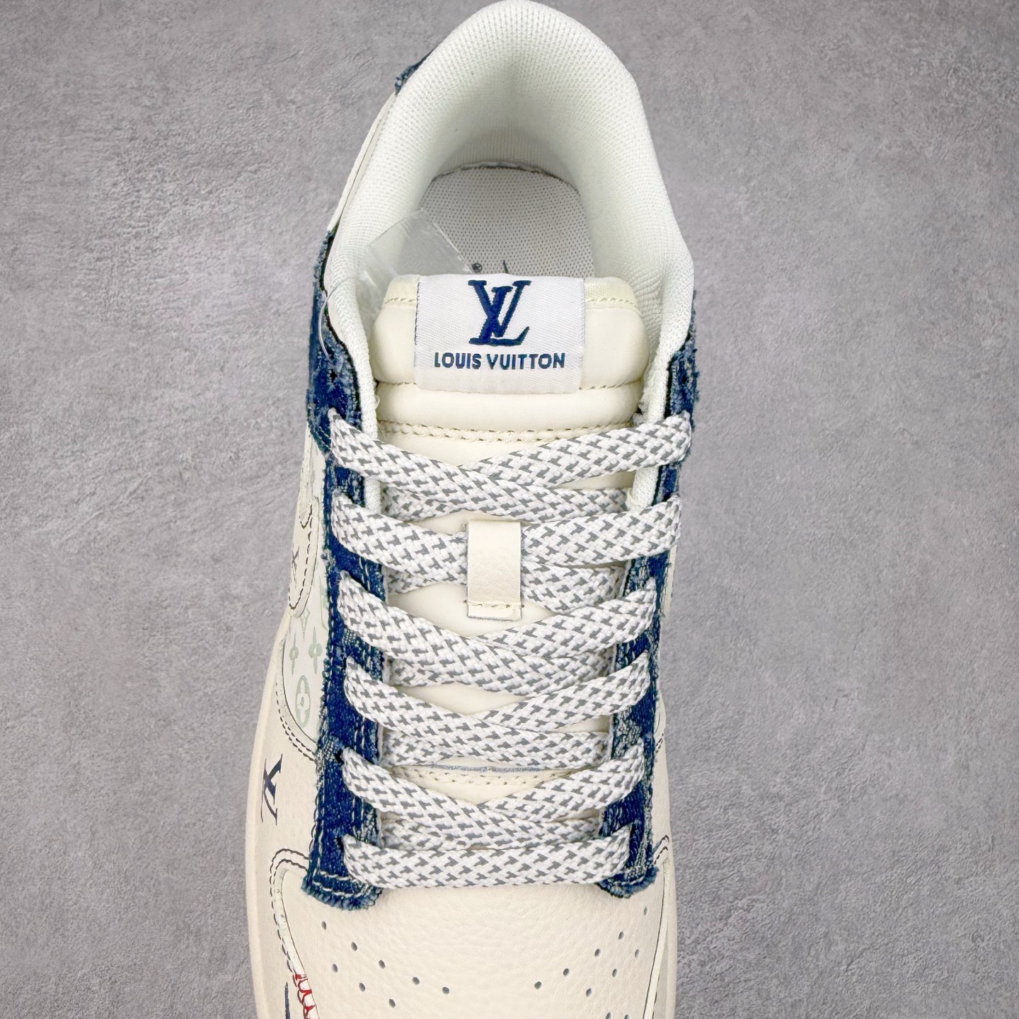 图片[5]-NK Dunk Low 定制配色 YX5866-375 大厂出品 极力推荐 原装头层材料 独家版型蒸餾加工帶來的是更好的视觉和脚感体验大厂纯原品质出货 清洁度 电绣工艺 皮料切割干净无任何毛边 细节完美 实拍调校N版已经零色差零失真 百分百还原实物色彩所见即所得 不存在货不对板色差等低级问题 选购参考实物拍摄 不混卖不参货 只用心做好货严格选品 承诺混一赔十 尺码：36 36.5 37.5 38 38.5 39 40 40.5 41 42 42.5 43 44 44.5 45-选品中心