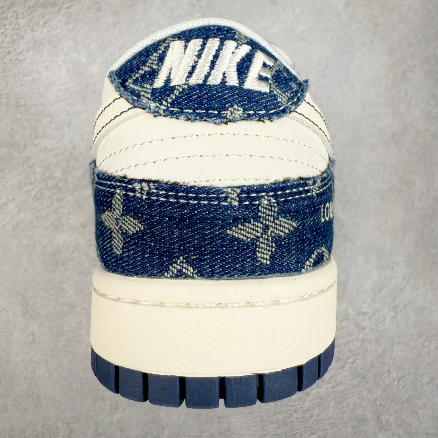 图片[8]-NK Dunk Low 定制配色 YX5866-375 大厂出品 极力推荐 原装头层材料 独家版型蒸餾加工帶來的是更好的视觉和脚感体验大厂纯原品质出货 清洁度 电绣工艺 皮料切割干净无任何毛边 细节完美 实拍调校N版已经零色差零失真 百分百还原实物色彩所见即所得 不存在货不对板色差等低级问题 选购参考实物拍摄 不混卖不参货 只用心做好货严格选品 承诺混一赔十 尺码：36 36.5 37.5 38 38.5 39 40 40.5 41 42 42.5 43 44 44.5 45-选品中心