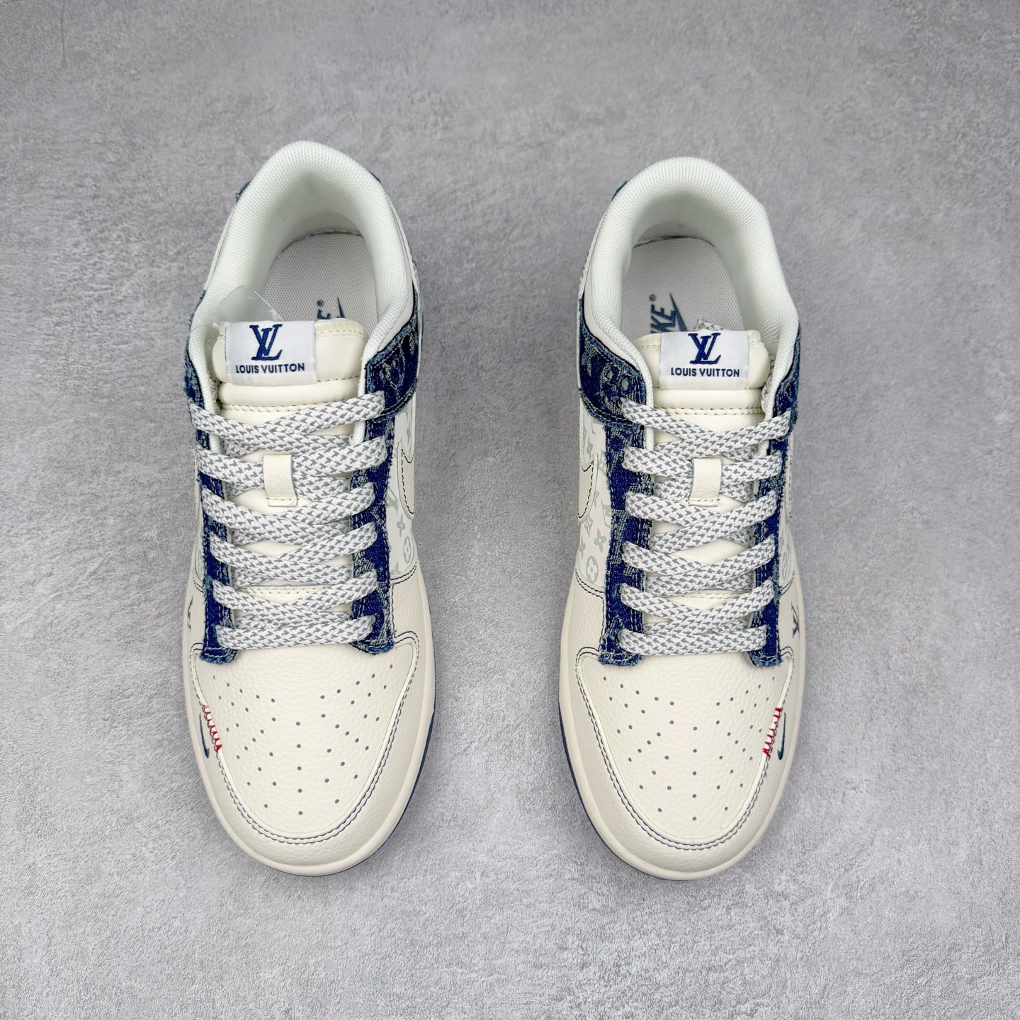 图片[2]-NK Dunk Low 定制配色 YX5866-375 大厂出品 极力推荐 原装头层材料 独家版型蒸餾加工帶來的是更好的视觉和脚感体验大厂纯原品质出货 清洁度 电绣工艺 皮料切割干净无任何毛边 细节完美 实拍调校N版已经零色差零失真 百分百还原实物色彩所见即所得 不存在货不对板色差等低级问题 选购参考实物拍摄 不混卖不参货 只用心做好货严格选品 承诺混一赔十 尺码：36 36.5 37.5 38 38.5 39 40 40.5 41 42 42.5 43 44 44.5 45-选品中心