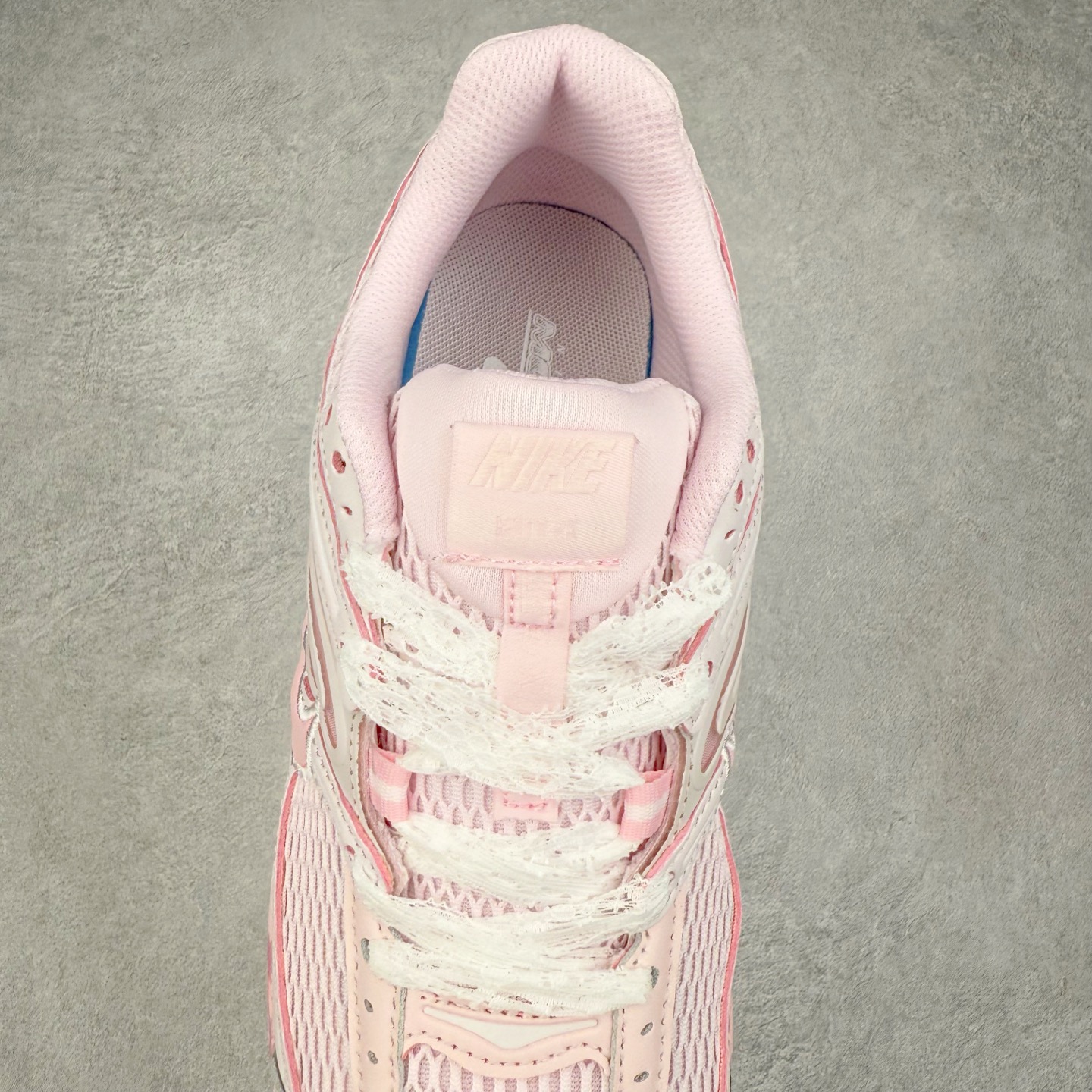 图片[5]-NK Air Max Moto 2K 舒适百搭耐磨 低帮跑步鞋 实拍调校N版已经零色差零失真 百分百还原实物色彩所见即所得 不存在货不对板色差等低级问题 选购参考实物拍摄 不混卖不参货 只用心做好货严格选品 承诺混一赔十 尺码：36 36.5 37.5 38 38.5 39 40 40.5 41 42 42.5 43 44 44.5 45-选品中心