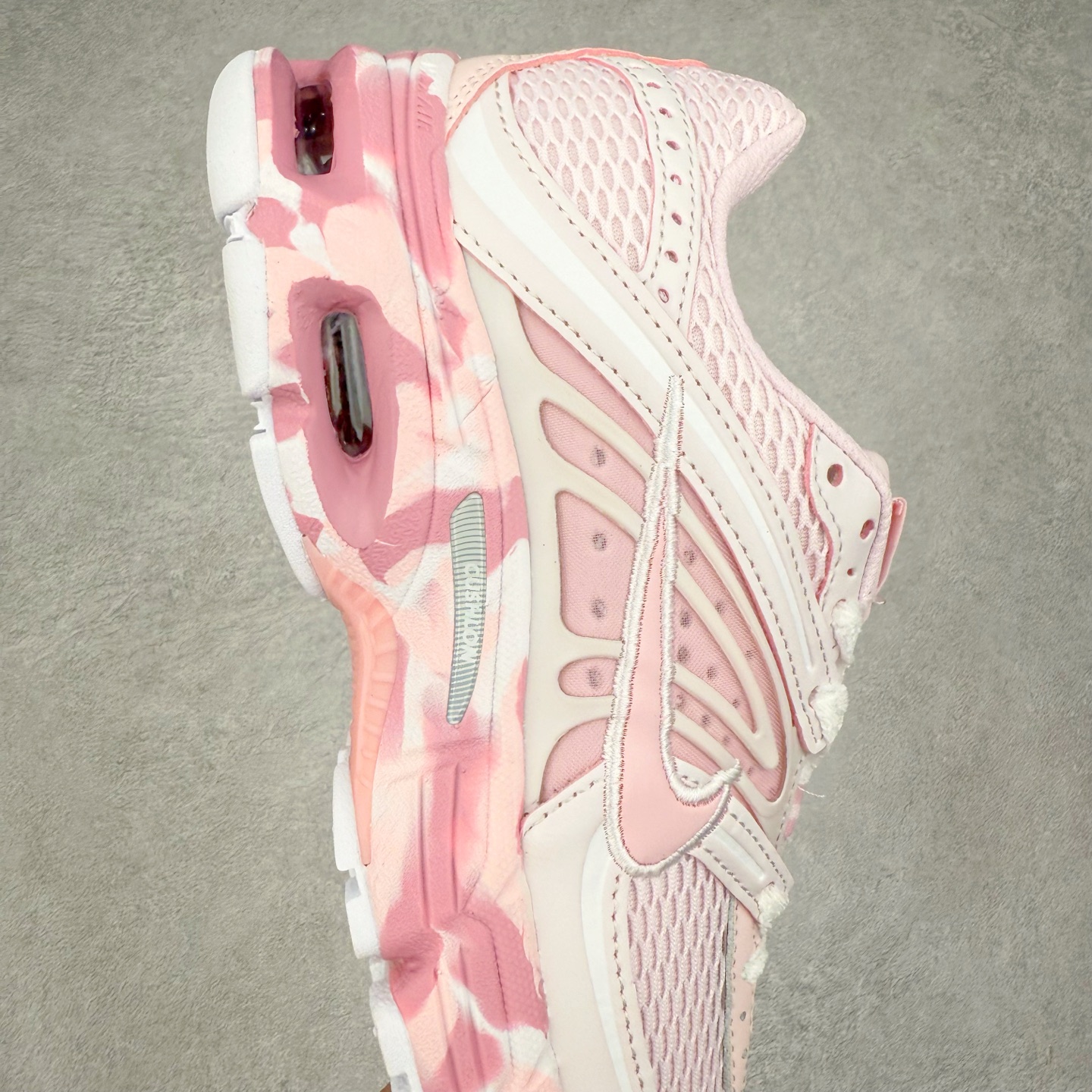 图片[6]-NK Air Max Moto 2K 舒适百搭耐磨 低帮跑步鞋 实拍调校N版已经零色差零失真 百分百还原实物色彩所见即所得 不存在货不对板色差等低级问题 选购参考实物拍摄 不混卖不参货 只用心做好货严格选品 承诺混一赔十 尺码：36 36.5 37.5 38 38.5 39 40 40.5 41 42 42.5 43 44 44.5 45-选品中心