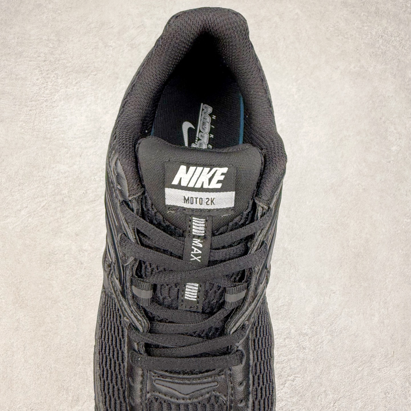 图片[5]-NK Air Max Moto 2K 舒适百搭耐磨 低帮跑步鞋 实拍调校N版已经零色差零失真 百分百还原实物色彩所见即所得 不存在货不对板色差等低级问题 选购参考实物拍摄 不混卖不参货 只用心做好货严格选品 承诺混一赔十 尺码：36 36.5 37.5 38 38.5 39 40 40.5 41 42 42.5 43 44 44.5 45-选品中心