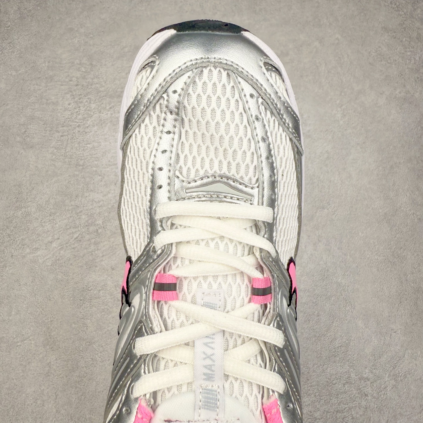 图片[4]-NK Air Max Moto 2K 舒适百搭耐磨 低帮跑步鞋 实拍调校N版已经零色差零失真 百分百还原实物色彩所见即所得 不存在货不对板色差等低级问题 选购参考实物拍摄 不混卖不参货 只用心做好货严格选品 承诺混一赔十 尺码：36 36.5 37.5 38 38.5 39 40 40.5 41 42 42.5 43 44 44.5 45-选品中心