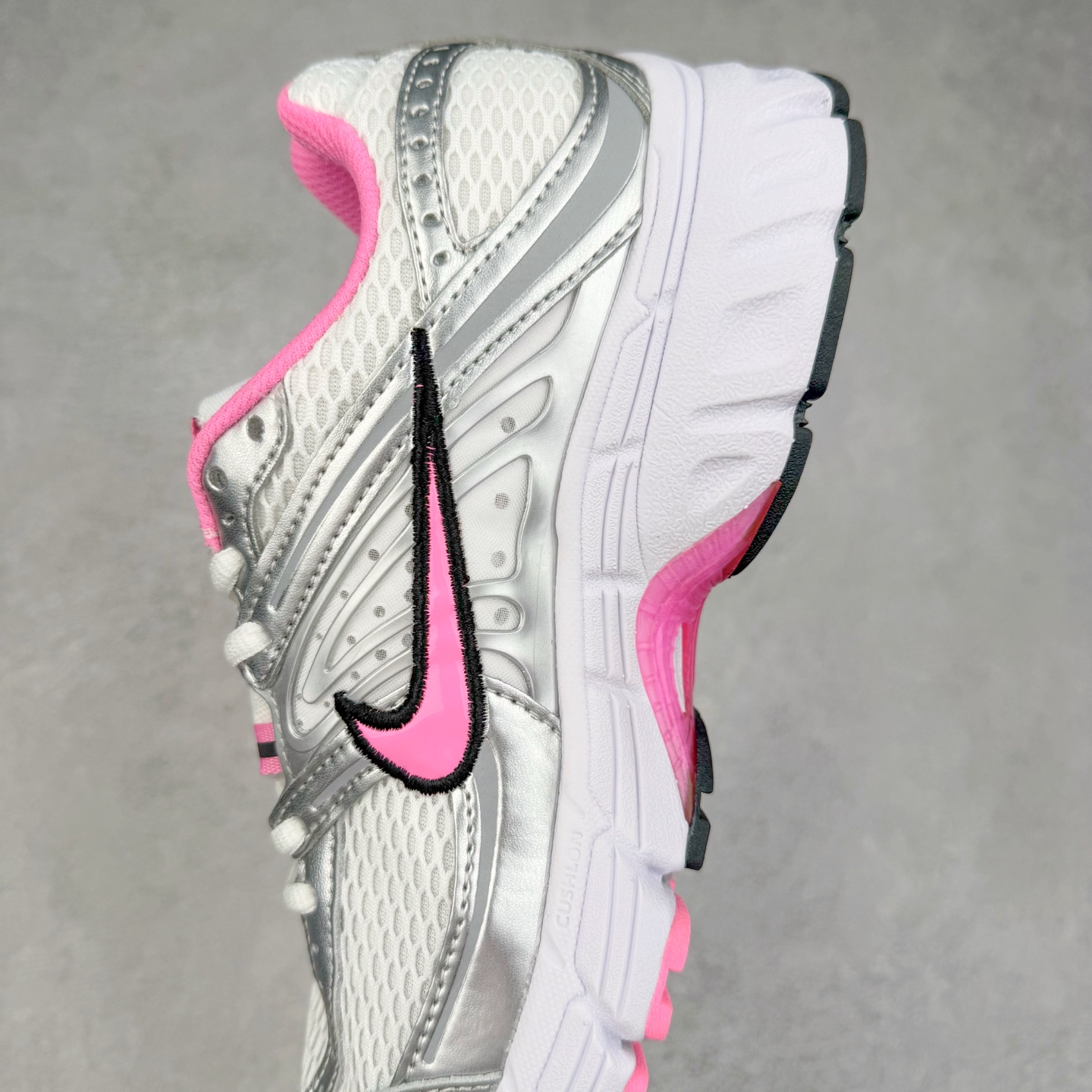 图片[7]-NK Air Max Moto 2K 舒适百搭耐磨 低帮跑步鞋 实拍调校N版已经零色差零失真 百分百还原实物色彩所见即所得 不存在货不对板色差等低级问题 选购参考实物拍摄 不混卖不参货 只用心做好货严格选品 承诺混一赔十 尺码：36 36.5 37.5 38 38.5 39 40 40.5 41 42 42.5 43 44 44.5 45-选品中心