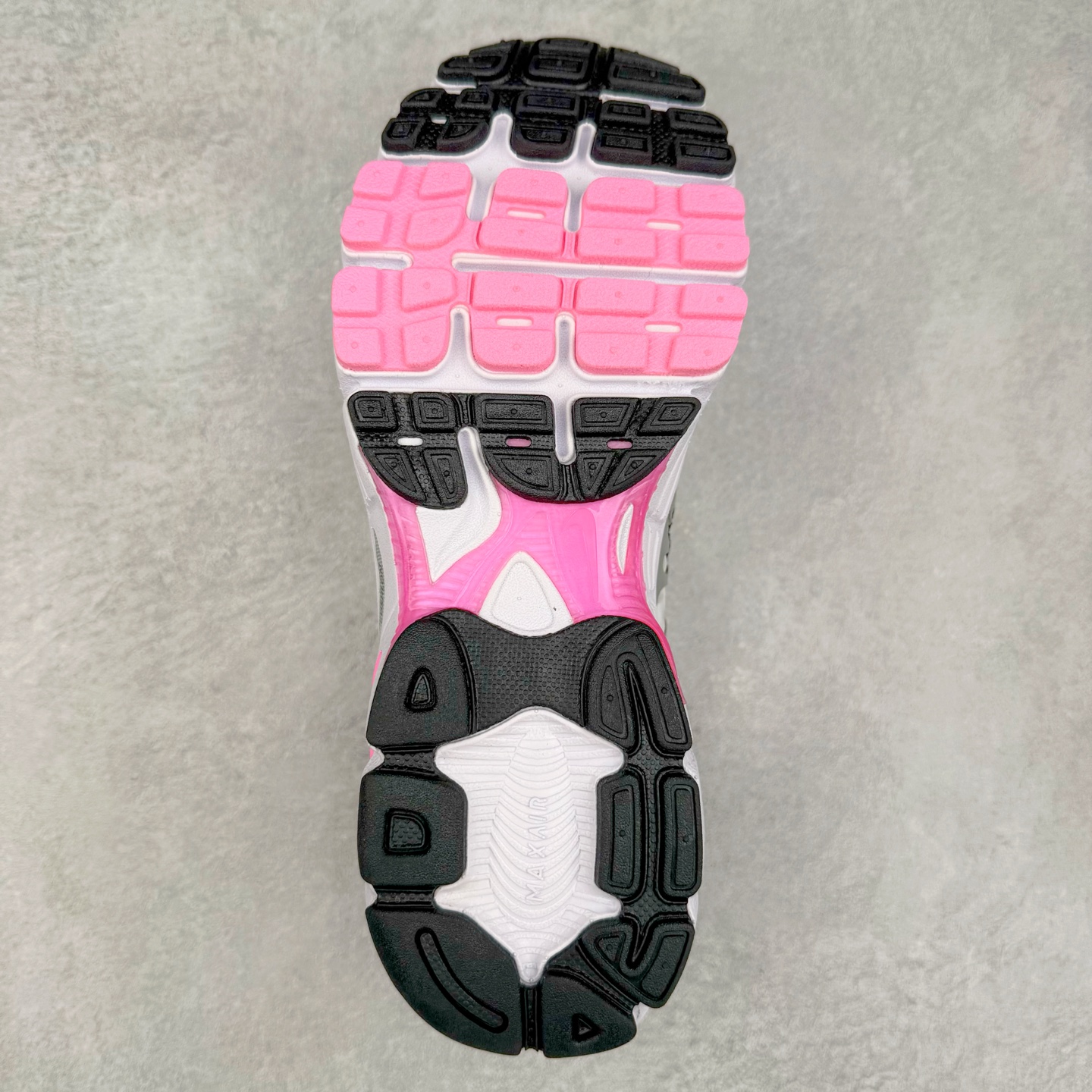 图片[9]-NK Air Max Moto 2K 舒适百搭耐磨 低帮跑步鞋 实拍调校N版已经零色差零失真 百分百还原实物色彩所见即所得 不存在货不对板色差等低级问题 选购参考实物拍摄 不混卖不参货 只用心做好货严格选品 承诺混一赔十 尺码：36 36.5 37.5 38 38.5 39 40 40.5 41 42 42.5 43 44 44.5 45-选品中心