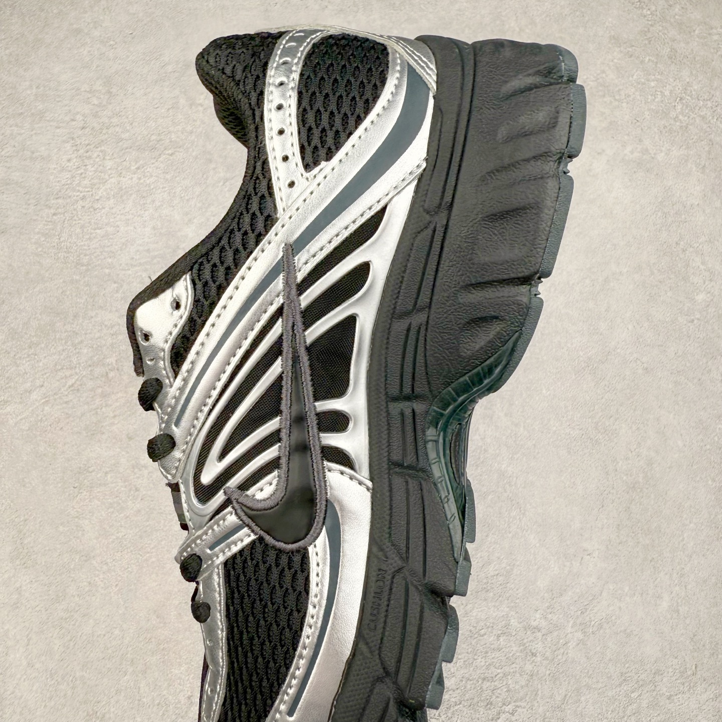 图片[7]-NK Air Max Moto 2K 舒适百搭耐磨 低帮跑步鞋 实拍调校N版已经零色差零失真 百分百还原实物色彩所见即所得 不存在货不对板色差等低级问题 选购参考实物拍摄 不混卖不参货 只用心做好货严格选品 承诺混一赔十 尺码：36 36.5 37.5 38 38.5 39 40 40.5 41 42 42.5 43 44 44.5 45-选品中心