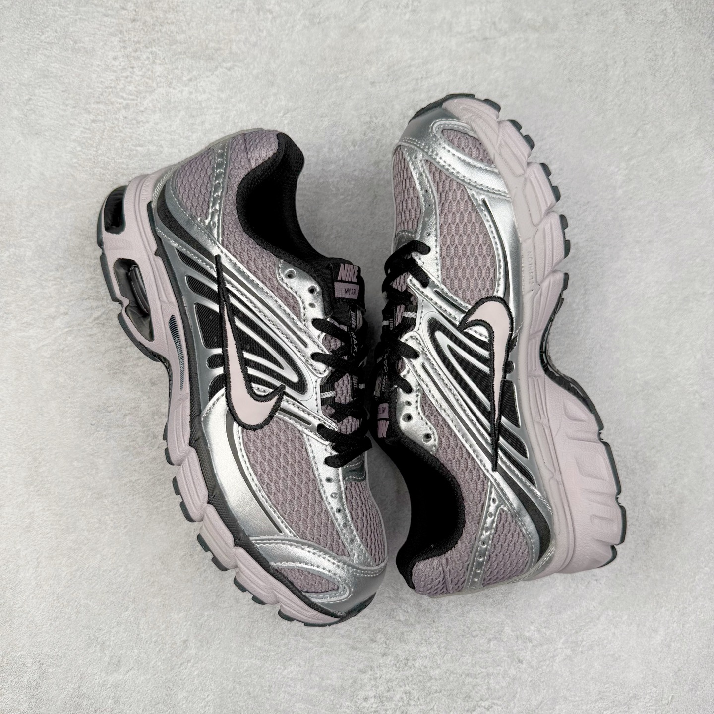 图片[3]-NK Air Max Moto 2K 舒适百搭耐磨 低帮跑步鞋 实拍调校N版已经零色差零失真 百分百还原实物色彩所见即所得 不存在货不对板色差等低级问题 选购参考实物拍摄 不混卖不参货 只用心做好货严格选品 承诺混一赔十 尺码：36 36.5 37.5 38 38.5 39 40 40.5 41 42 42.5 43 44 44.5 45-选品中心