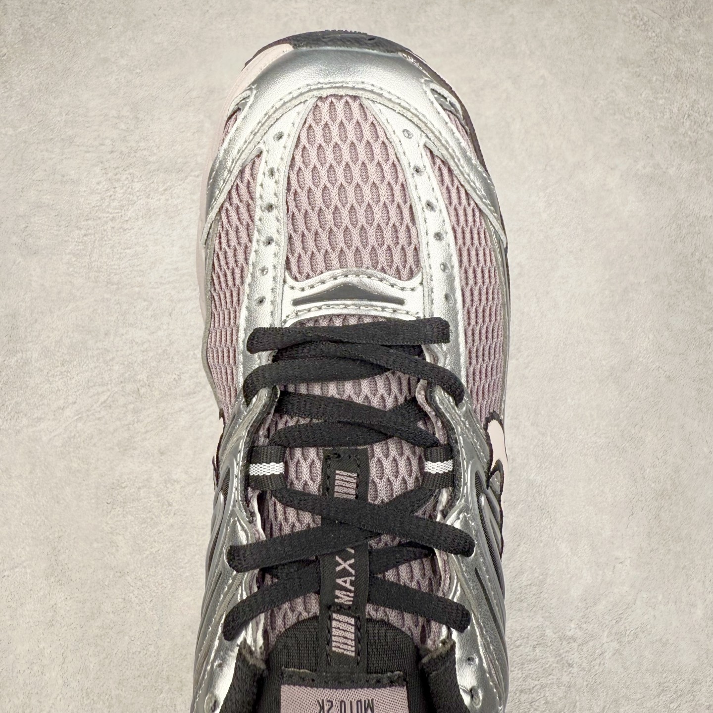 图片[4]-NK Air Max Moto 2K 舒适百搭耐磨 低帮跑步鞋 实拍调校N版已经零色差零失真 百分百还原实物色彩所见即所得 不存在货不对板色差等低级问题 选购参考实物拍摄 不混卖不参货 只用心做好货严格选品 承诺混一赔十 尺码：36 36.5 37.5 38 38.5 39 40 40.5 41 42 42.5 43 44 44.5 45-选品中心