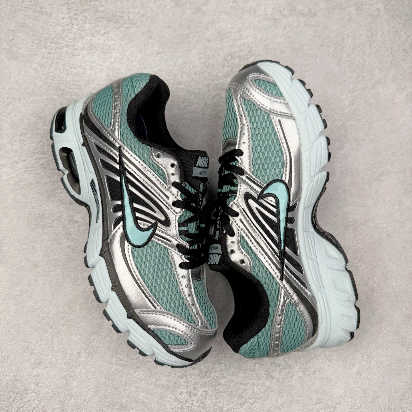 图片[3]-NK Air Max Moto 2K 舒适百搭耐磨 低帮跑步鞋 实拍调校N版已经零色差零失真 百分百还原实物色彩所见即所得 不存在货不对板色差等低级问题 选购参考实物拍摄 不混卖不参货 只用心做好货严格选品 承诺混一赔十 尺码：36 36.5 37.5 38 38.5 39 40 40.5 41 42 42.5 43 44 44.5 45-选品中心