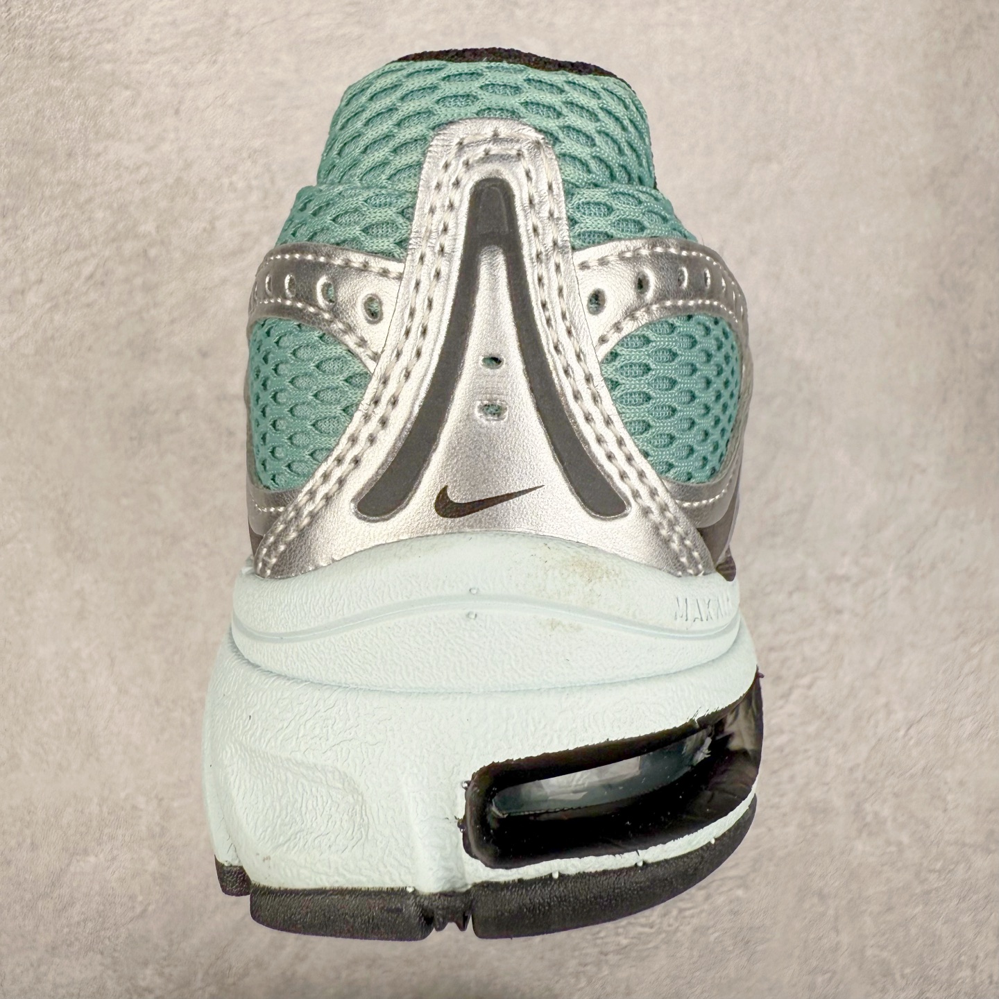 图片[8]-NK Air Max Moto 2K 舒适百搭耐磨 低帮跑步鞋 实拍调校N版已经零色差零失真 百分百还原实物色彩所见即所得 不存在货不对板色差等低级问题 选购参考实物拍摄 不混卖不参货 只用心做好货严格选品 承诺混一赔十 尺码：36 36.5 37.5 38 38.5 39 40 40.5 41 42 42.5 43 44 44.5 45-选品中心