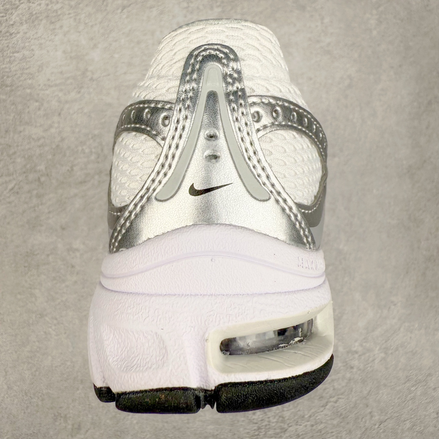 图片[8]-NK Air Max Moto 2K 舒适百搭耐磨 低帮跑步鞋 实拍调校N版已经零色差零失真 百分百还原实物色彩所见即所得 不存在货不对板色差等低级问题 选购参考实物拍摄 不混卖不参货 只用心做好货严格选品 承诺混一赔十 尺码：36 36.5 37.5 38 38.5 39 40 40.5 41 42 42.5 43 44 44.5 45-选品中心