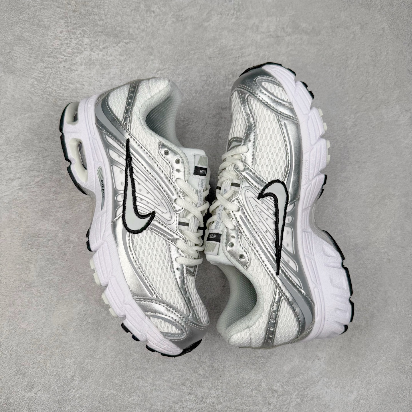 图片[3]-NK Air Max Moto 2K 舒适百搭耐磨 低帮跑步鞋 实拍调校N版已经零色差零失真 百分百还原实物色彩所见即所得 不存在货不对板色差等低级问题 选购参考实物拍摄 不混卖不参货 只用心做好货严格选品 承诺混一赔十 尺码：36 36.5 37.5 38 38.5 39 40 40.5 41 42 42.5 43 44 44.5 45-选品中心